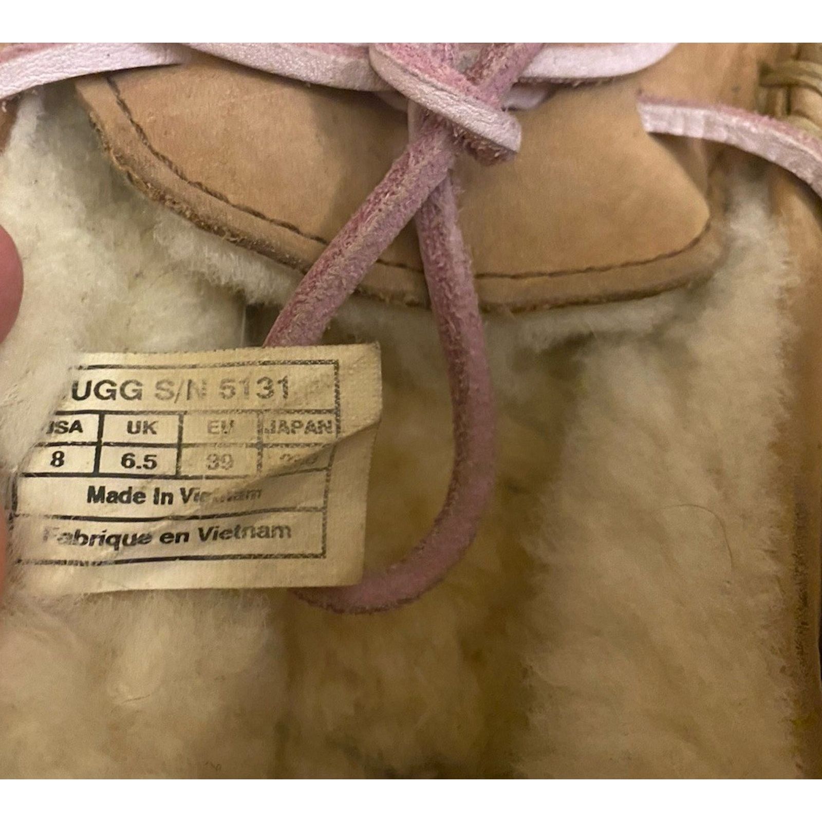 Ugg UGG Shearling Suede Slippers Women’s 8M Beige Pink Ties Size US 8 / IT 38 - 9 Thumbnail