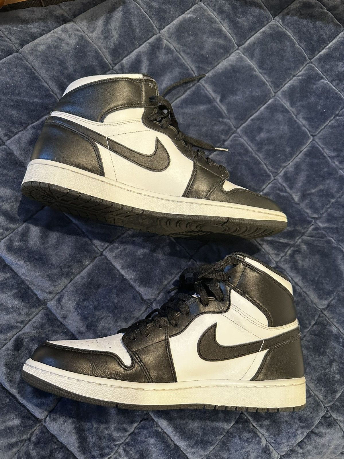 Jordan Brand Jordan 1 Black and White Sz 12 (2014) Size US 12 / EU 45 - 2 Thumbnail