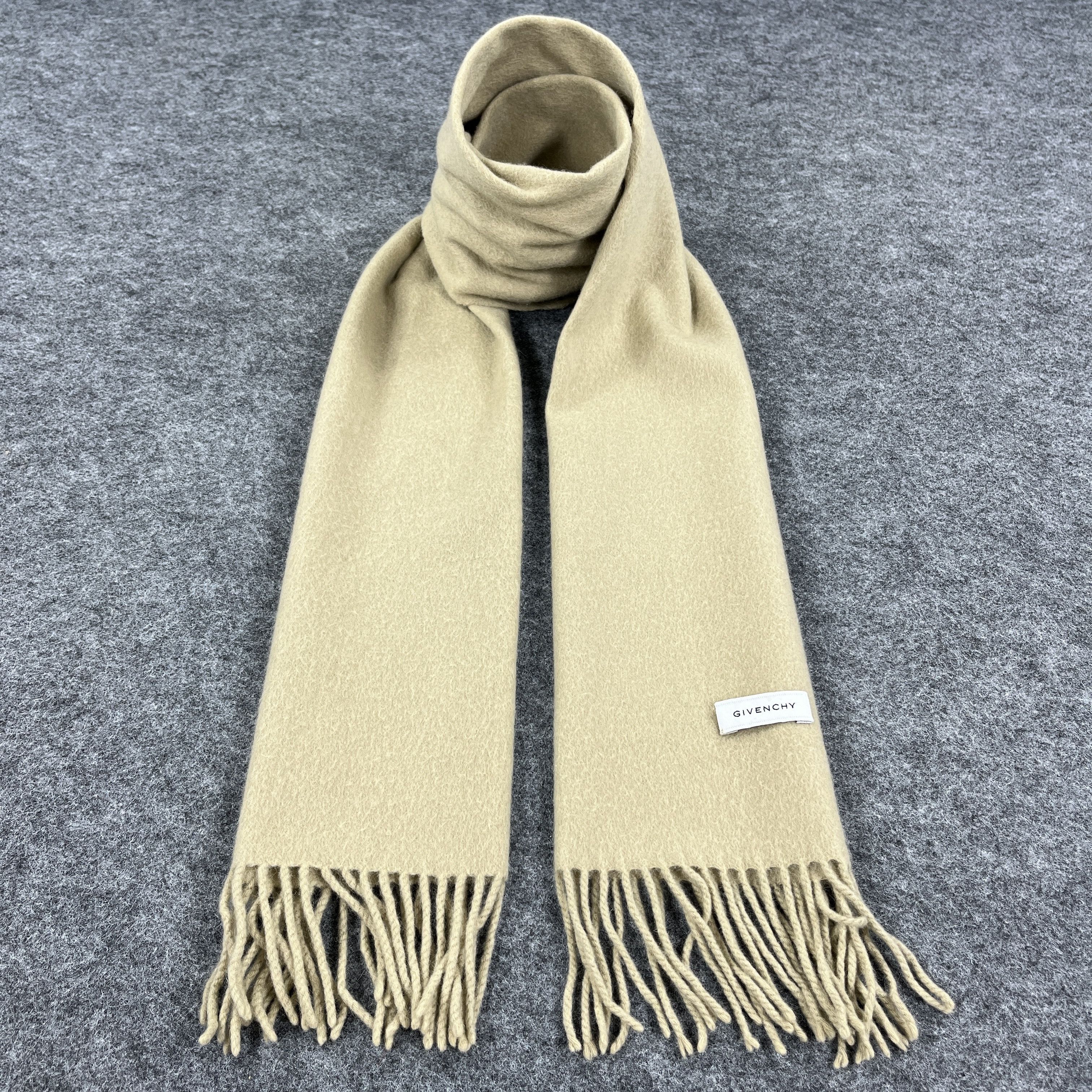 Givenchy × Vintage Givenchy Scarf / Muffler / Neckwear T996 Size ONE SIZE - 4 Thumbnail