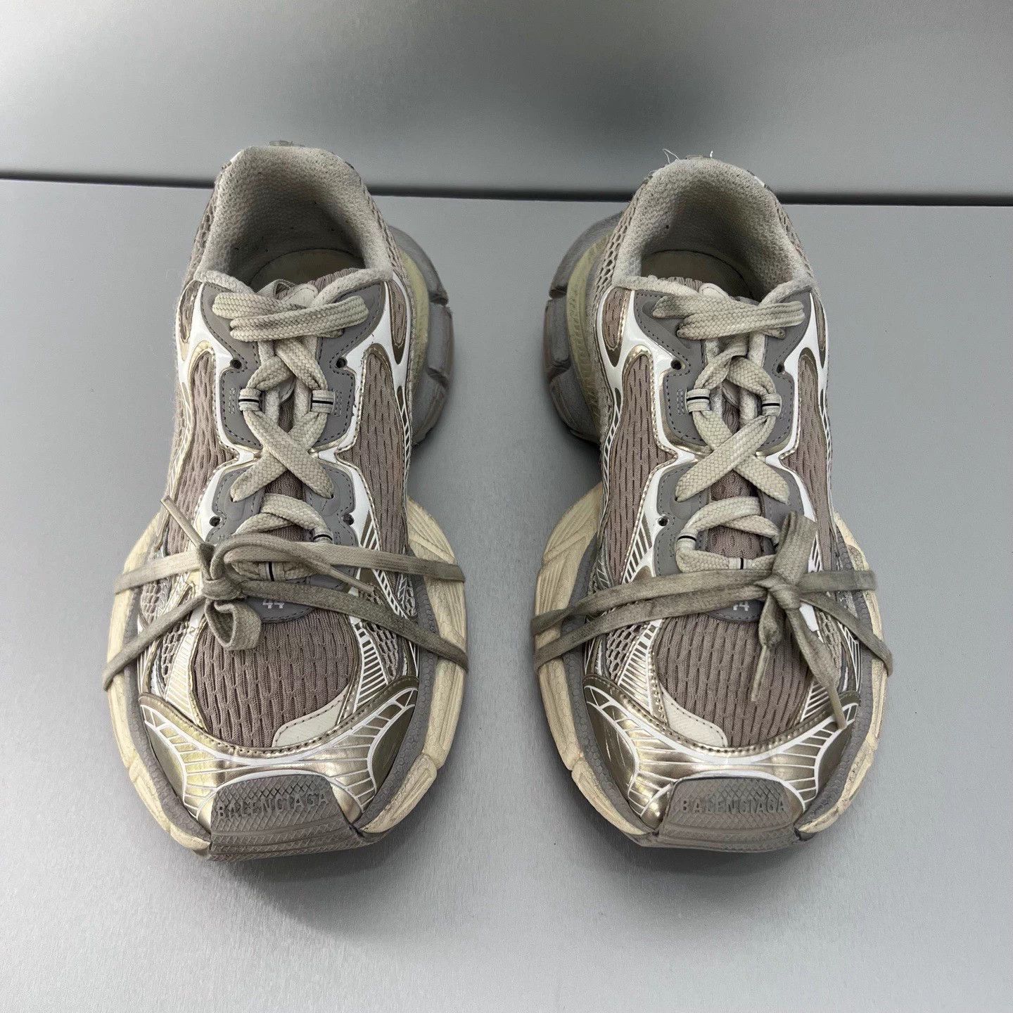 Balenciaga Balenciaga 3XL Light Beige 44 Sneakers D3246 mint Size US 11 / EU 44 - 2 Thumbnail