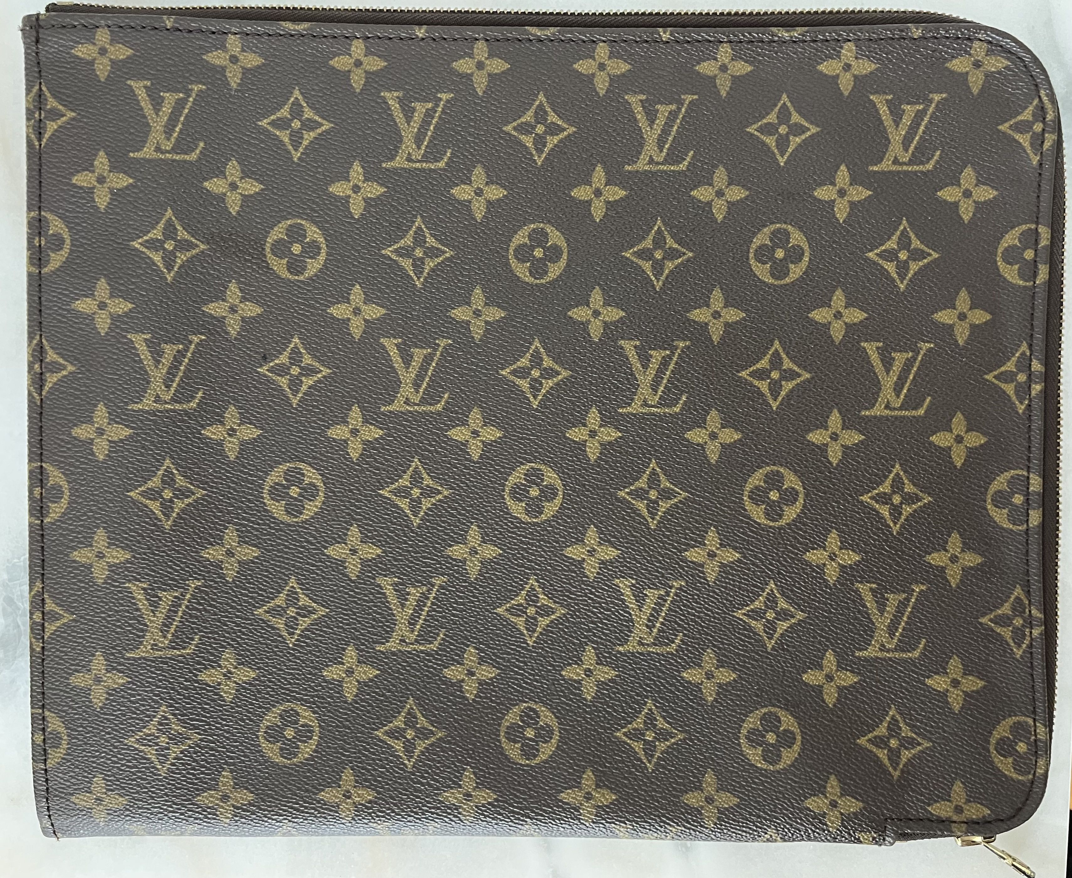 Louis Vuitton Louis Vuitton Vintage Monogram Document Holder Size ONE SIZE - 1 Thumbnail