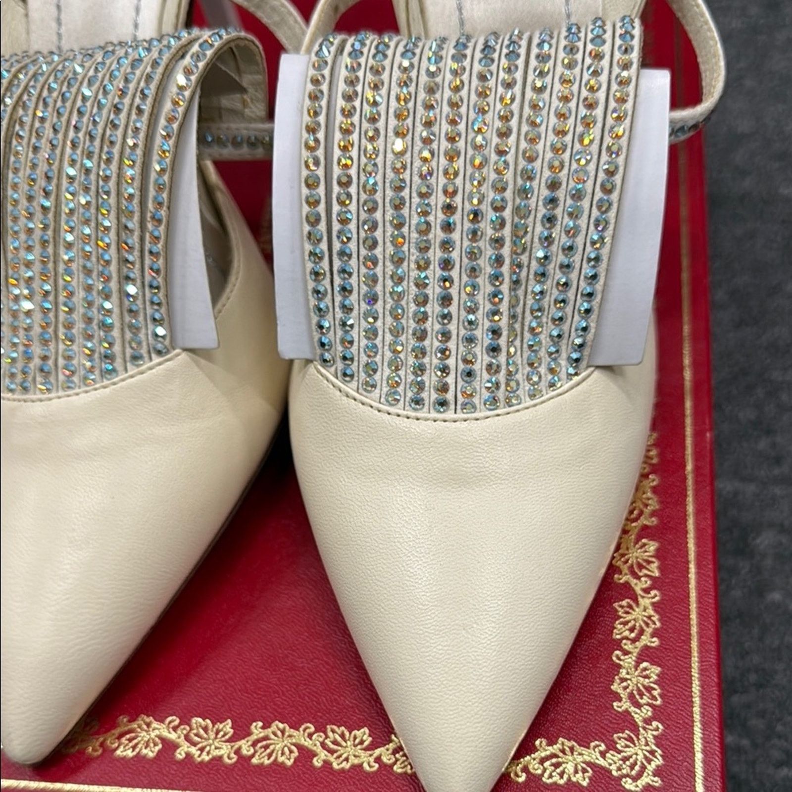 Rene Caovilla NWT Rene Caovilla Cream Slingback Heels Size 37 US 7 Size US 7 / IT 37 - 3 Thumbnail