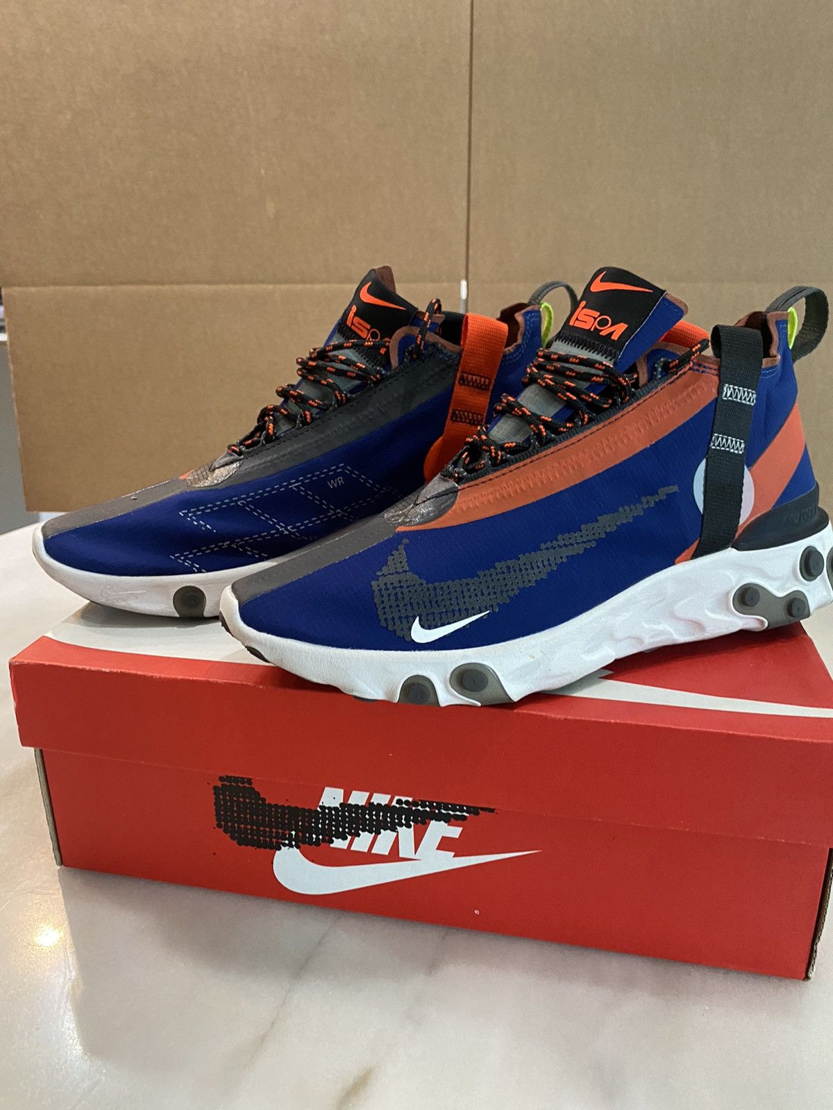 image of Nike React Runner Mid Ispa Shoes in Blue, Men's (Size 8.5)