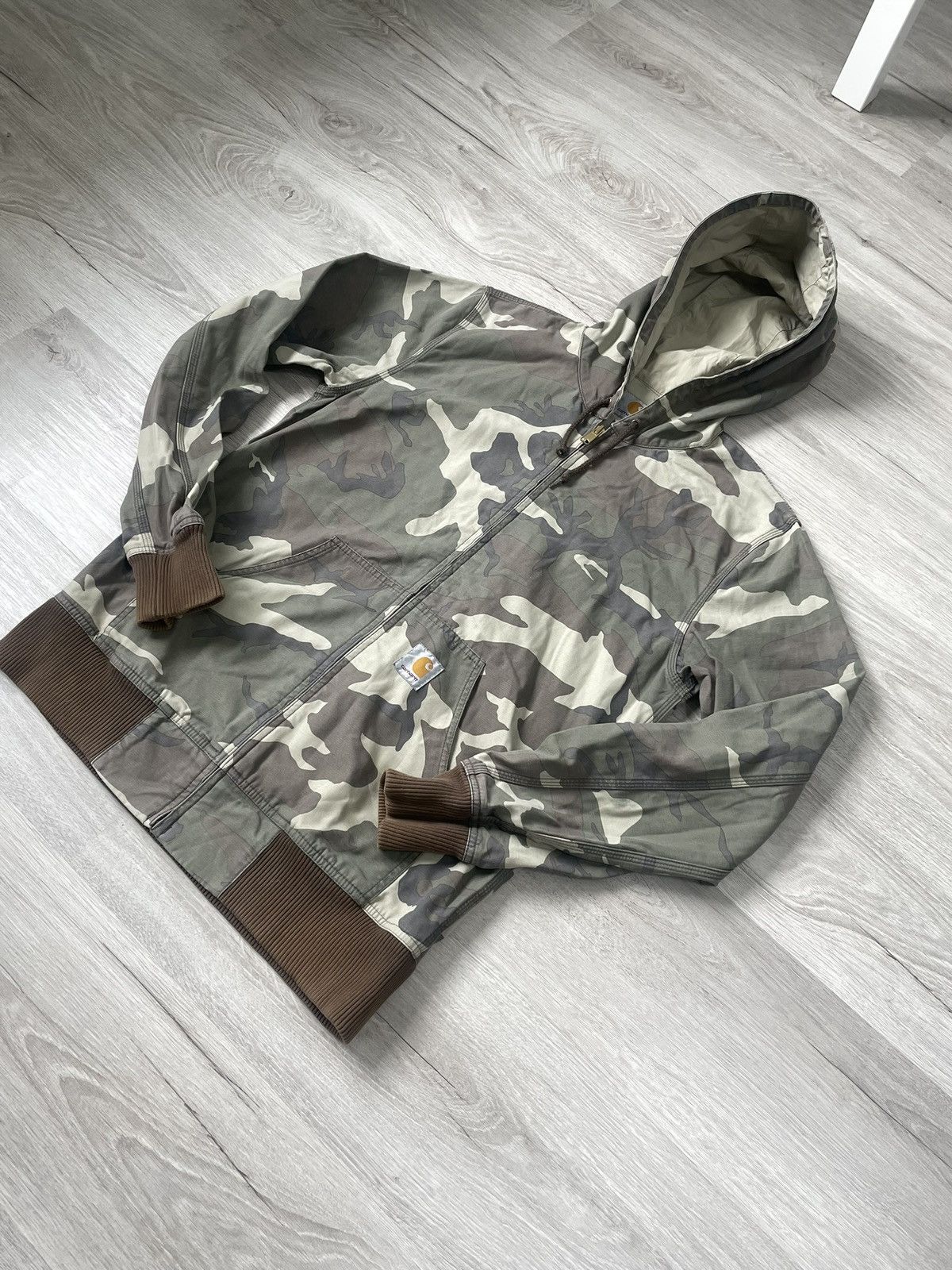 image of Avant Garde x Carhartt Vintage Carhartt Camo Work Active Jacket, Men's (Size Medium)