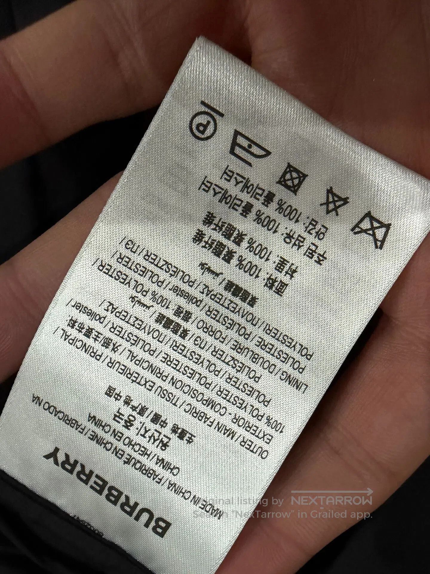 Burberry Burberry Check Logo Hooded Jacket. Size XS / US 0-2 / IT 36-38 - 4 Thumbnail