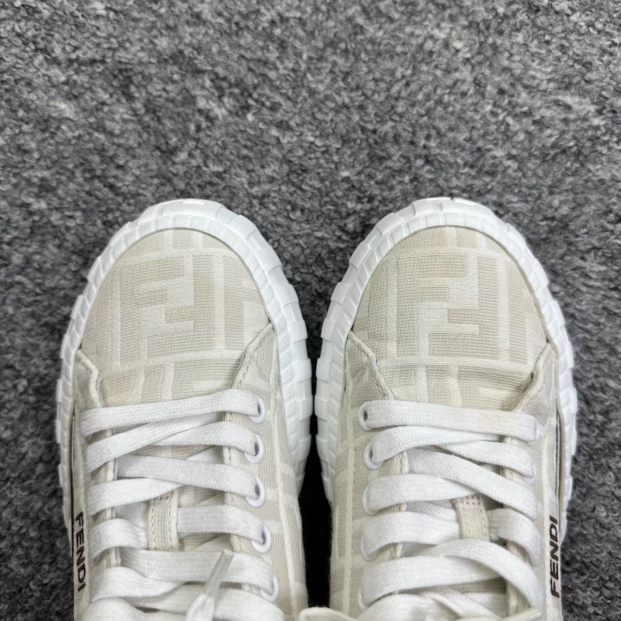 Fendi Fendi All-Over Logo White Platform Sneakers K12 Size US 6.5 / IT 36.5 - 3 Thumbnail
