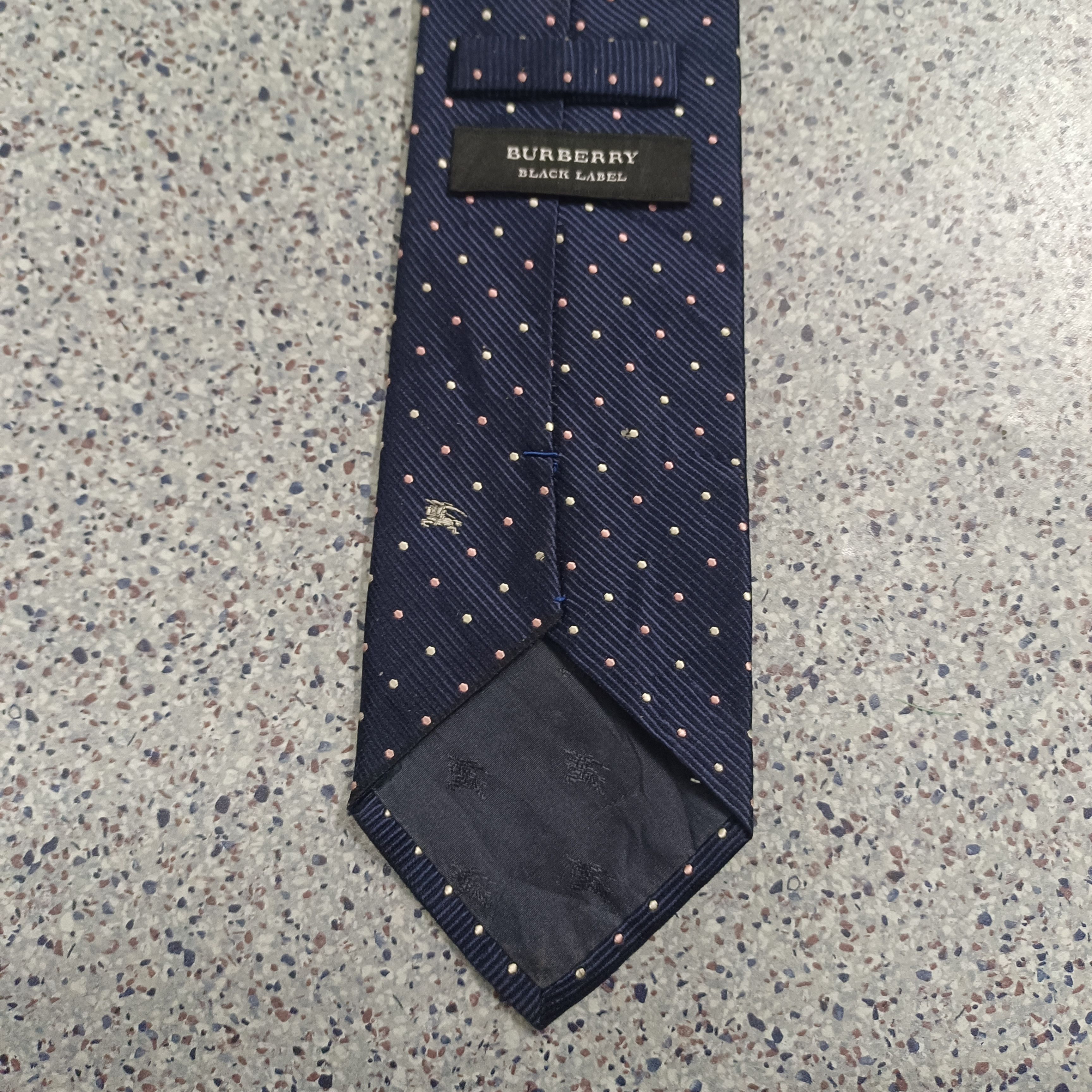 Burberry black label tie online