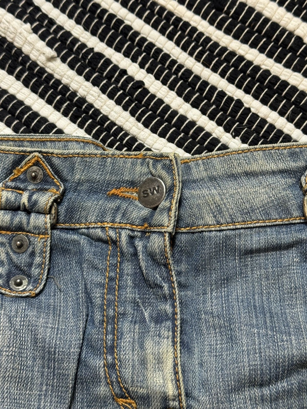 Other VINTAGE SEXY WOMAN AVANT GARDE DENIM SKIRT Size 30" / US 8 / IT 44 - 8 Thumbnail