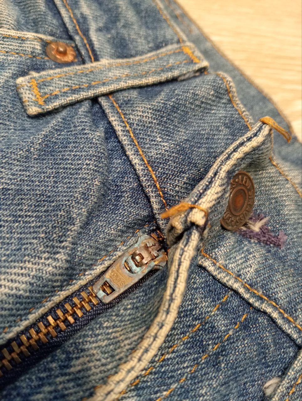 Levi's Vintage Clothing RARE LEVI'S VINTAGE 505 ORANGE TAB BLEACH JEANS Size US 33 - 7 Thumbnail
