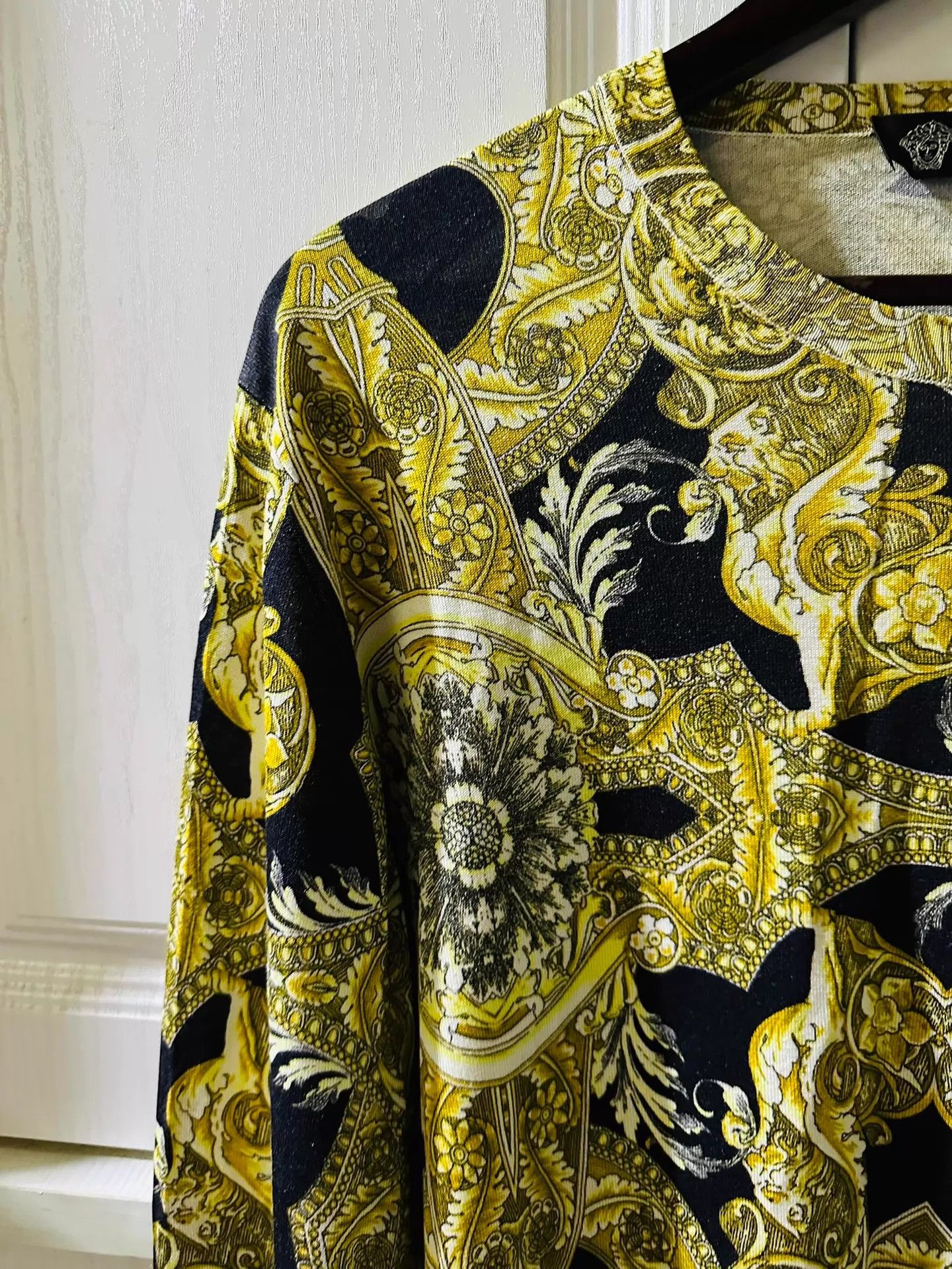 Versace Versace 100% Silk Knit Sweater Baroque BlackGold M Size US M / EU 48-50 / 2 - 4 Thumbnail