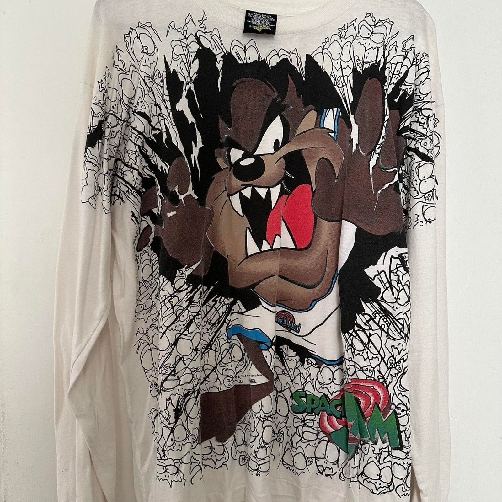 Vintage × Warner Bros RARE Vintage 1996 Space Jam Tasmanian Devil L/S Tee size L Size US L / EU 52-54 / 3 - 1 Thumbnail