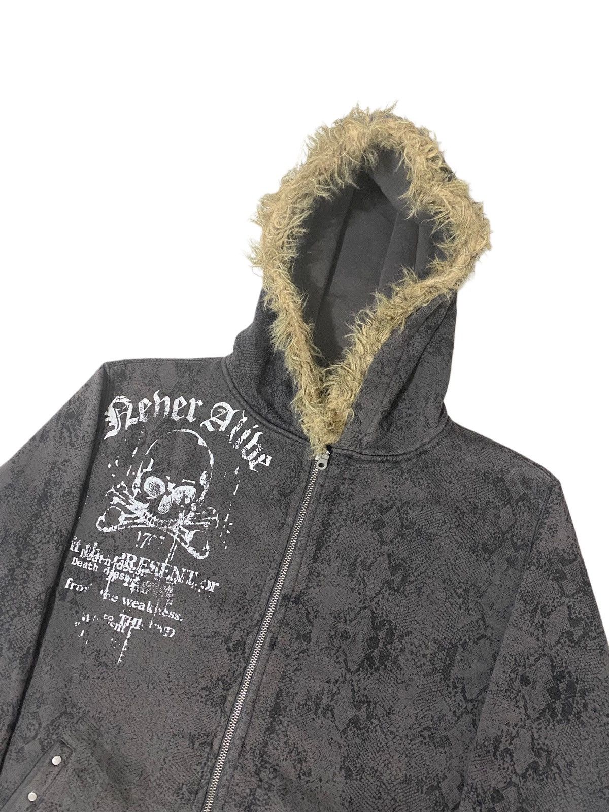 GOA 💥LGB Style Fur Hoodie Strange Heaven Punk Python Pattern💥 Size US L / EU 52-54 / 3 - 3 Thumbnail