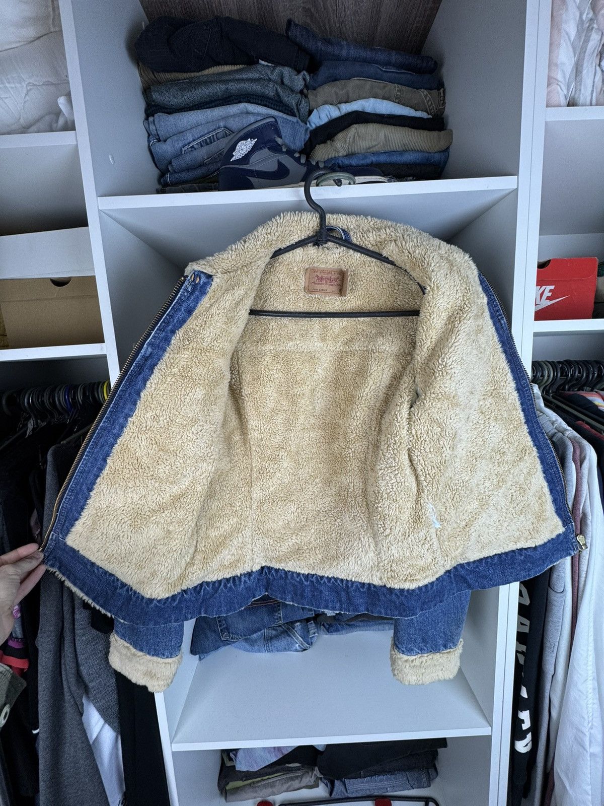 Levi's Vintage Levi's Sherpa Denim Jacket Zip Girls S Fits Women XS Size XS / US 0-2 / IT 36-38 - 14 Thumbnail