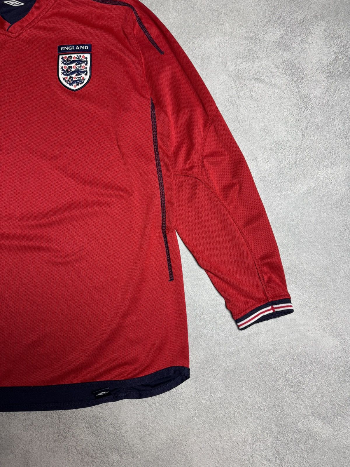 Umbro England 2002/04 Home Shirt Soccer Jersey Long Sleeve Umbro Size US L / EU 52-54 / 3 - 8 Thumbnail