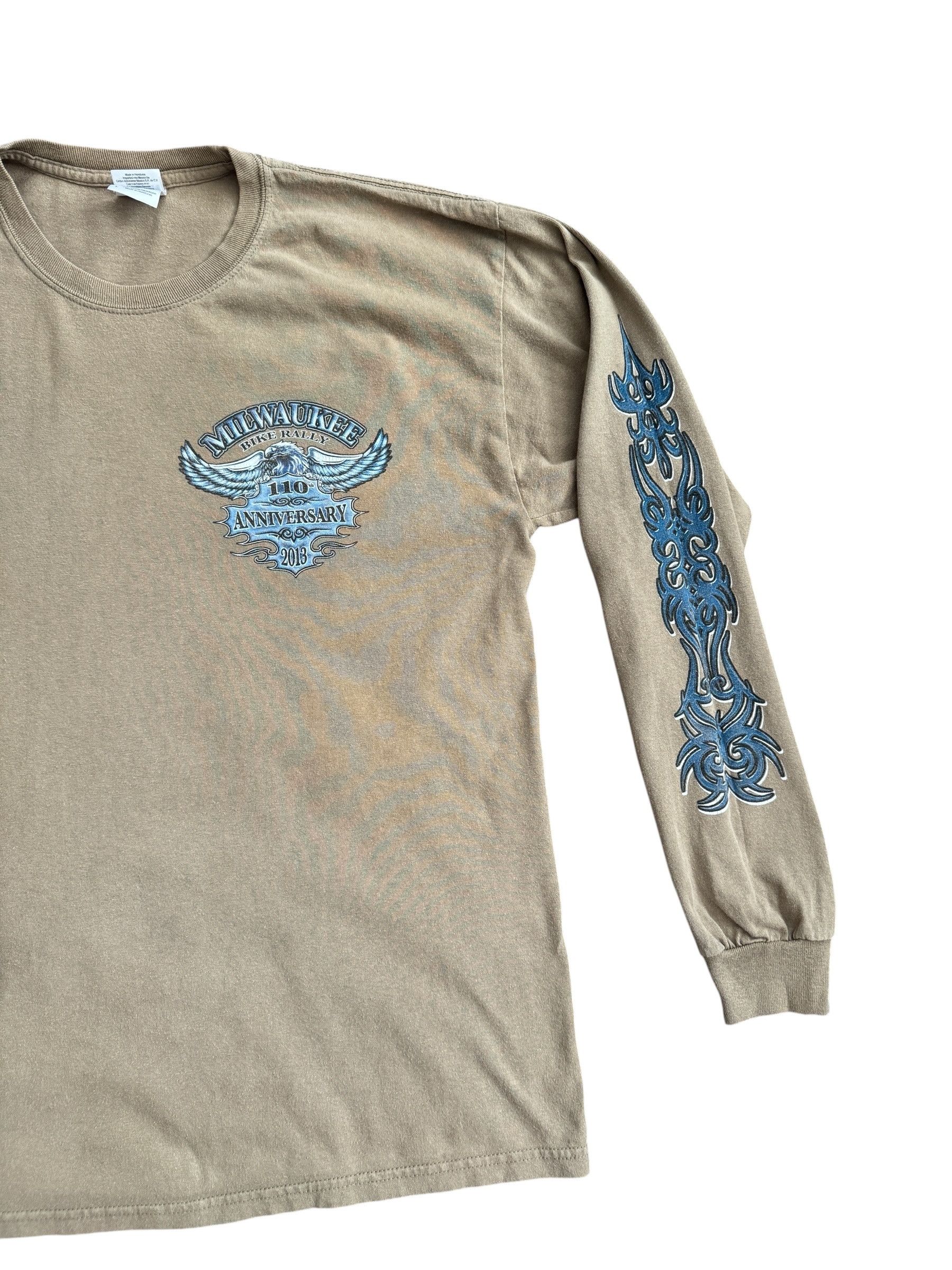 Gildan Milwaukee Bike Rally 110th Anniversary Long Sleeve Tribal Size US L / EU 52-54 / 3 - 4 Thumbnail