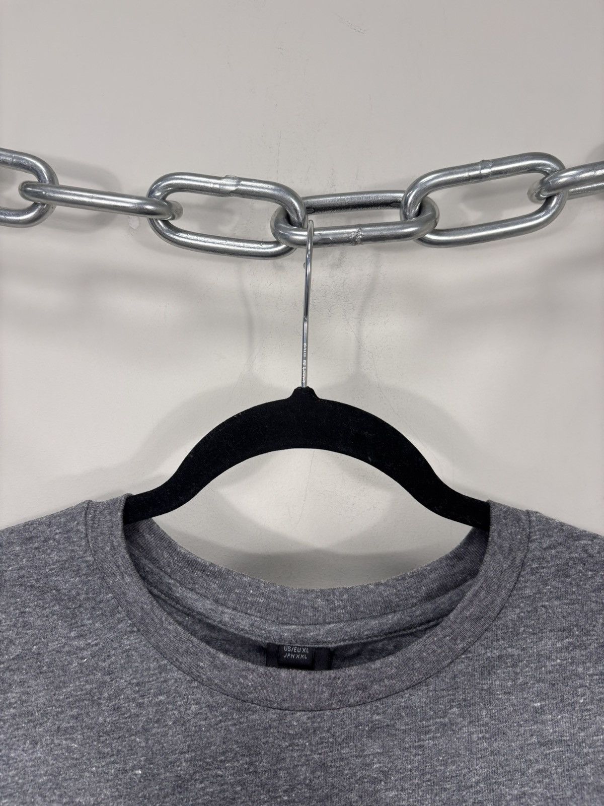 Oakley Oakley Military Channel NWT Men’s Athletic Heather Grey Tee Size US XL / EU 56 / 4 - 5 Thumbnail