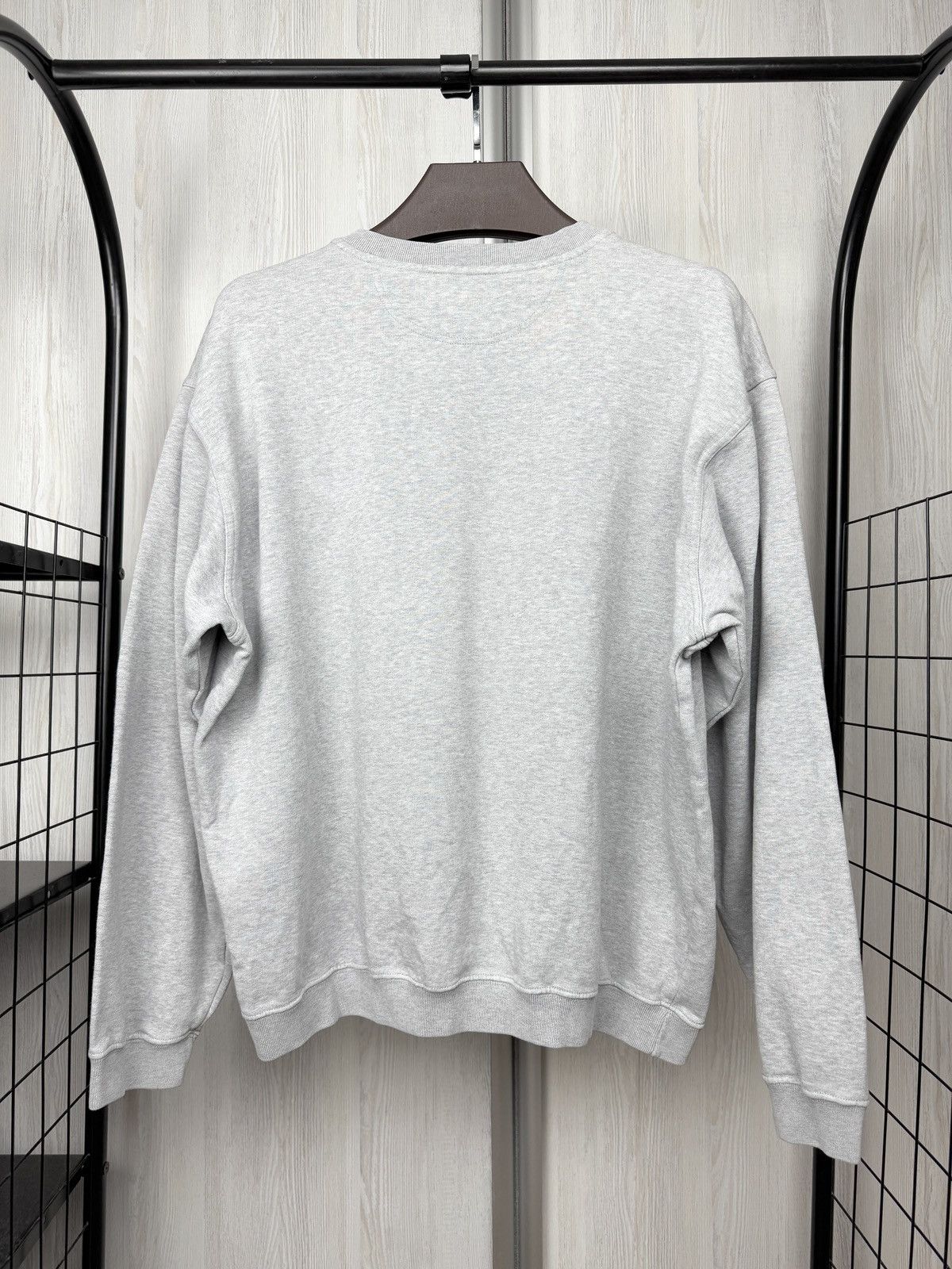 Nike Nike vintage y2k grey basic small logo swoosh sweatshirt Size US L / EU 52-54 / 3 - 7 Thumbnail