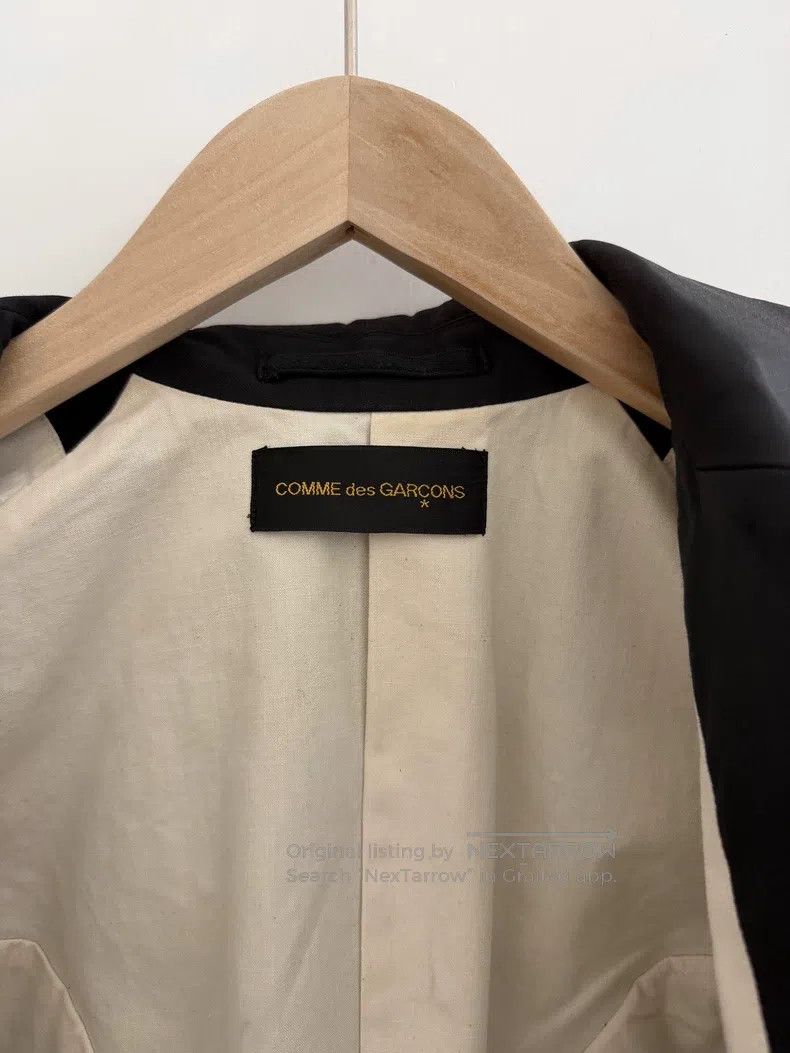 Comme des Garcons Comme des Garcons one-size-fits-all Crescent Sleeve Jacket Size S / US 4 / IT 40 - 8 Thumbnail