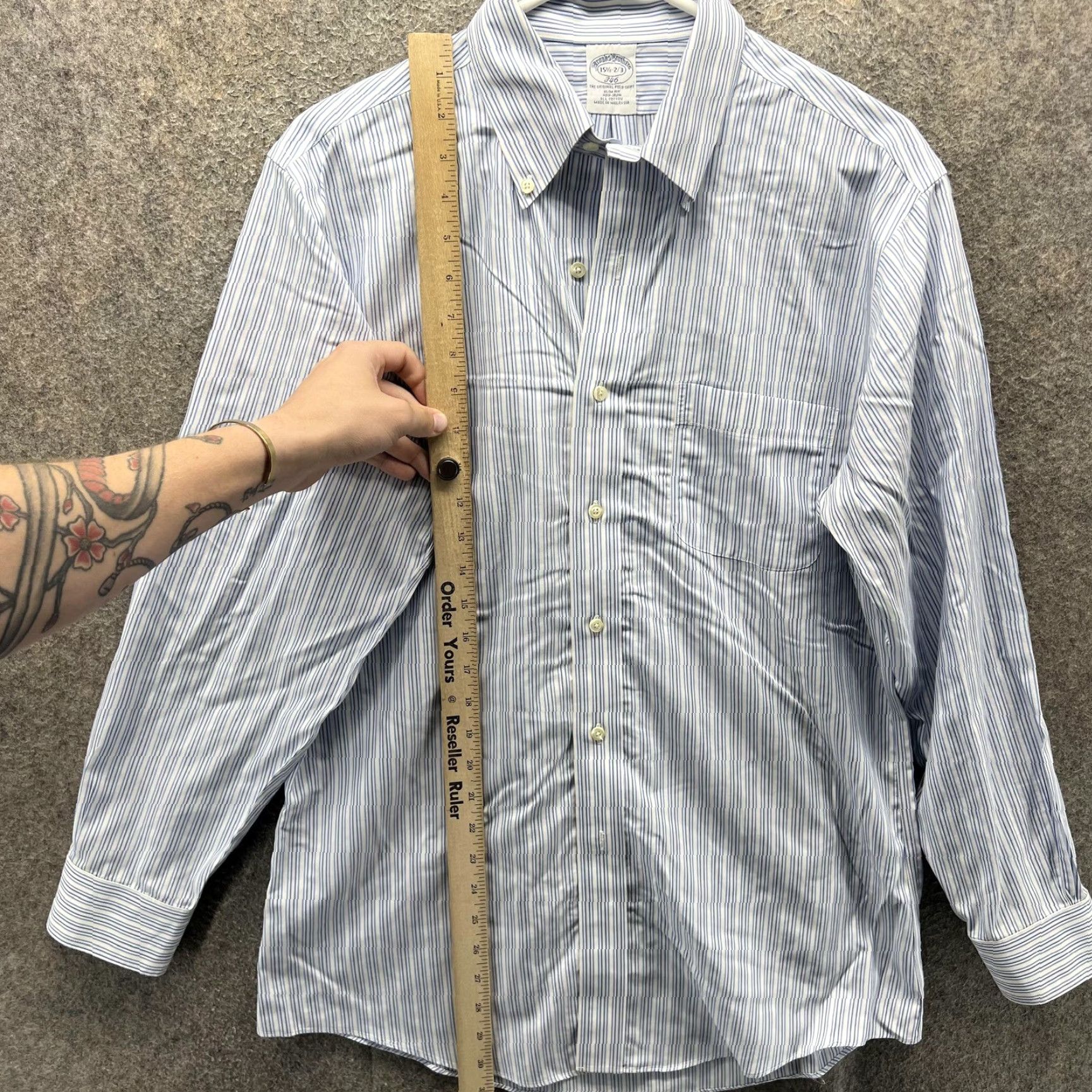 Brooks Brothers Brooks Brothers Shirt Mens 15.5 Blue Stripe 346 Non Iron Cotton Dress Shirt Long Sleeve Button-Down Collar Womens? Not applicable Size US L / EU 52-54 / 3 - 6 Thumbnail