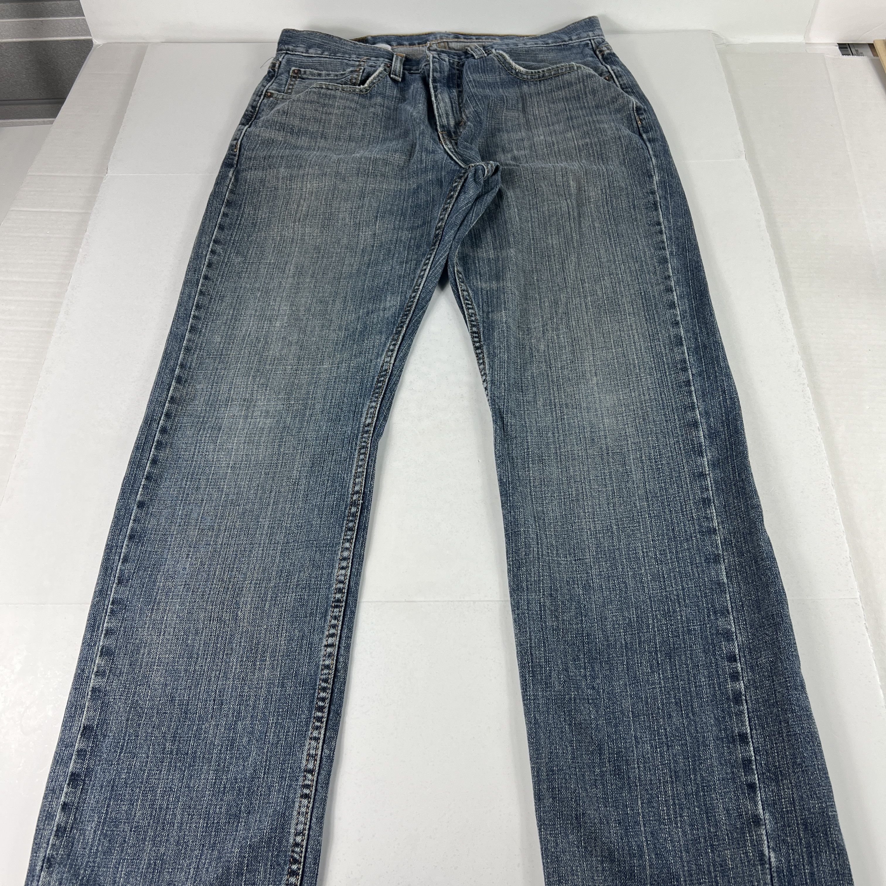 Levi's Levi's Jeans 559 Relaxed Fit Straight Leg Blue Faded Denim Size US 32 / EU 48 - 1 Thumbnail