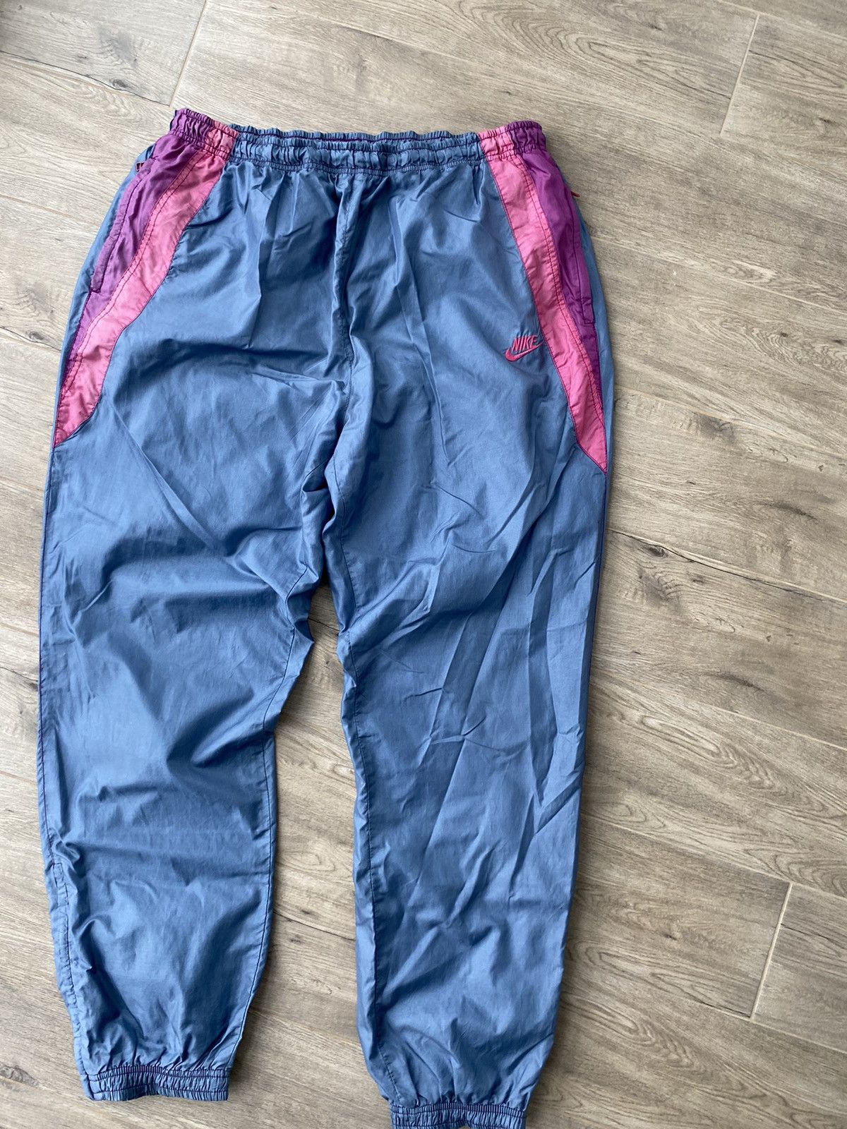 Nike 90’ Vintage Nike Nylon Sweatpants Size US 36 / EU 52 - 2 Thumbnail