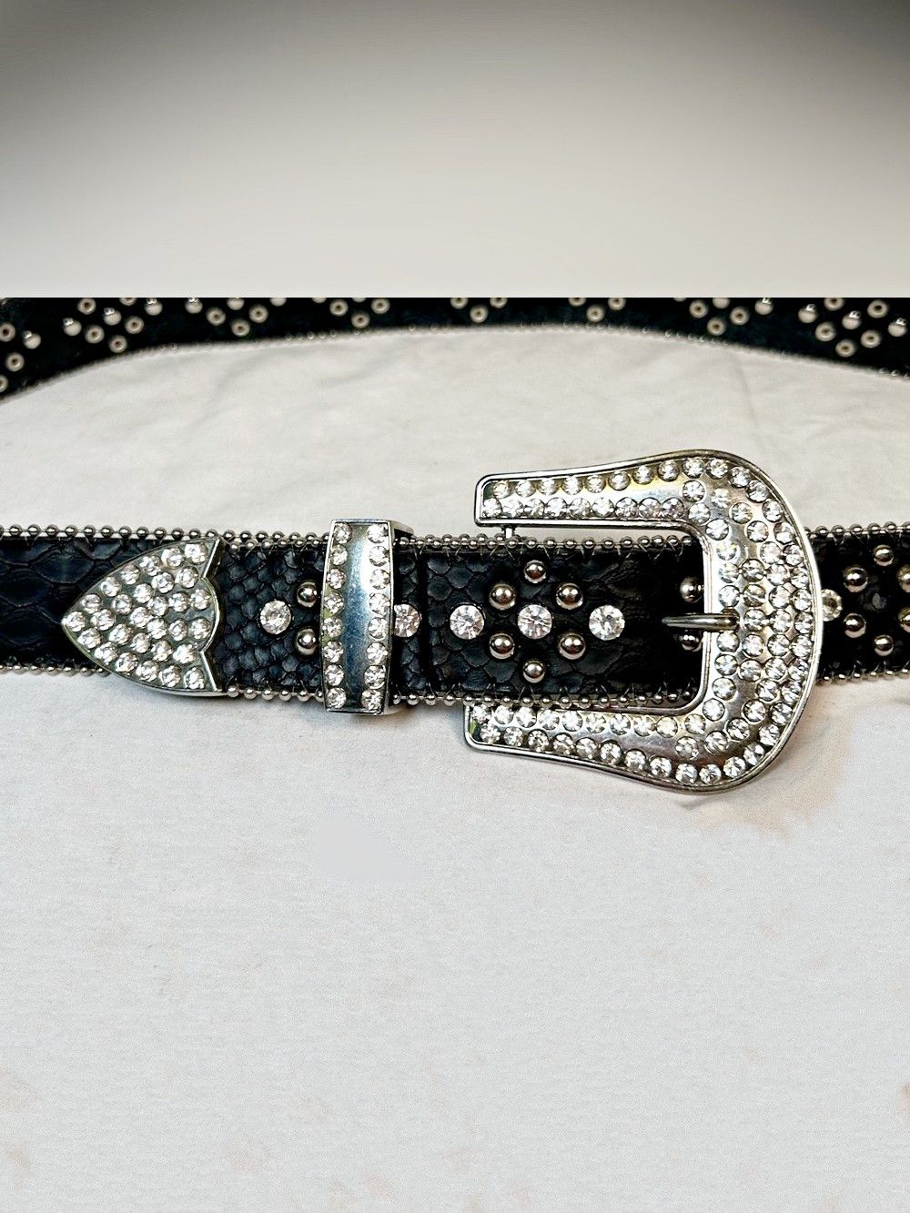 Other Black Genuine Leather Snakeskin Rhinestone Western Belt Size ONE SIZE - 2 Thumbnail