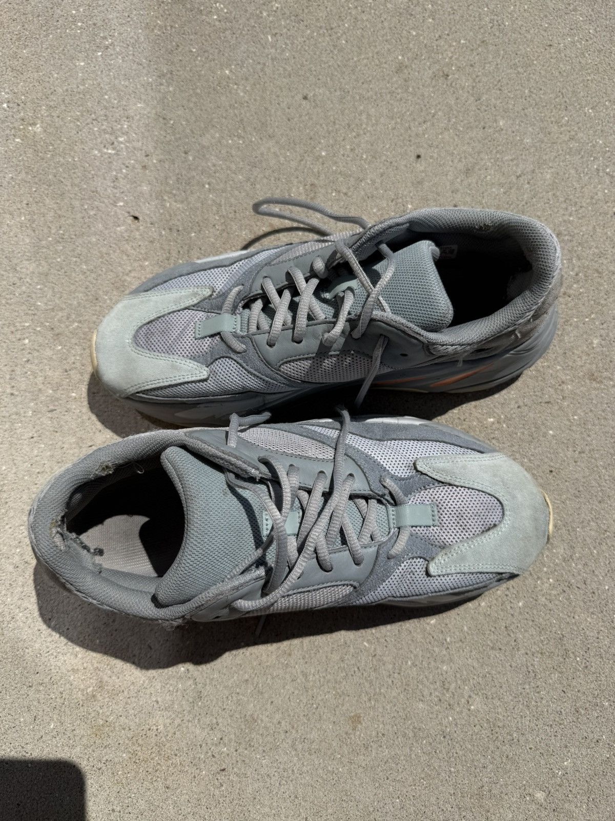 Yeezy Yeezy 700 V1 Inertia Size US 11 / EU 44 - 3 Thumbnail