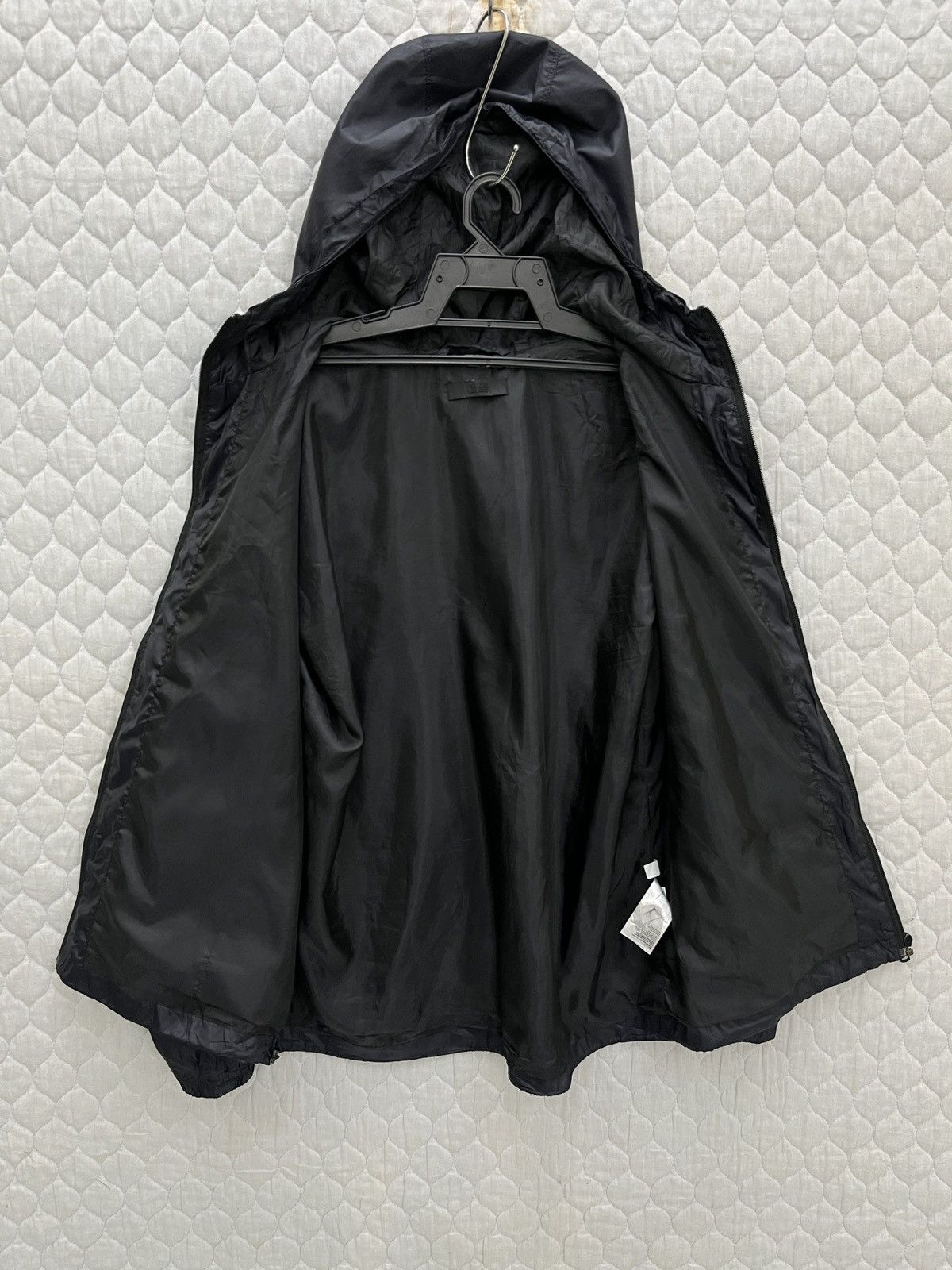Uniqlo 🔥🔥🔥ARCHIVE UNIQLO HOODIE LIGHT JACKET Size US L / EU 52-54 / 3 - 7 Thumbnail