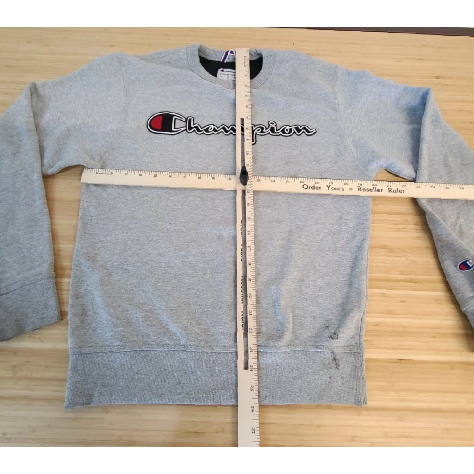 Champion Champion Sweatshirt Crewneck Logo Distressed Stained Sz S Gray Men Regular Shortened Size Small Distressed and Stained Size US S / EU 44-46 / 1 - 4 Thumbnail
