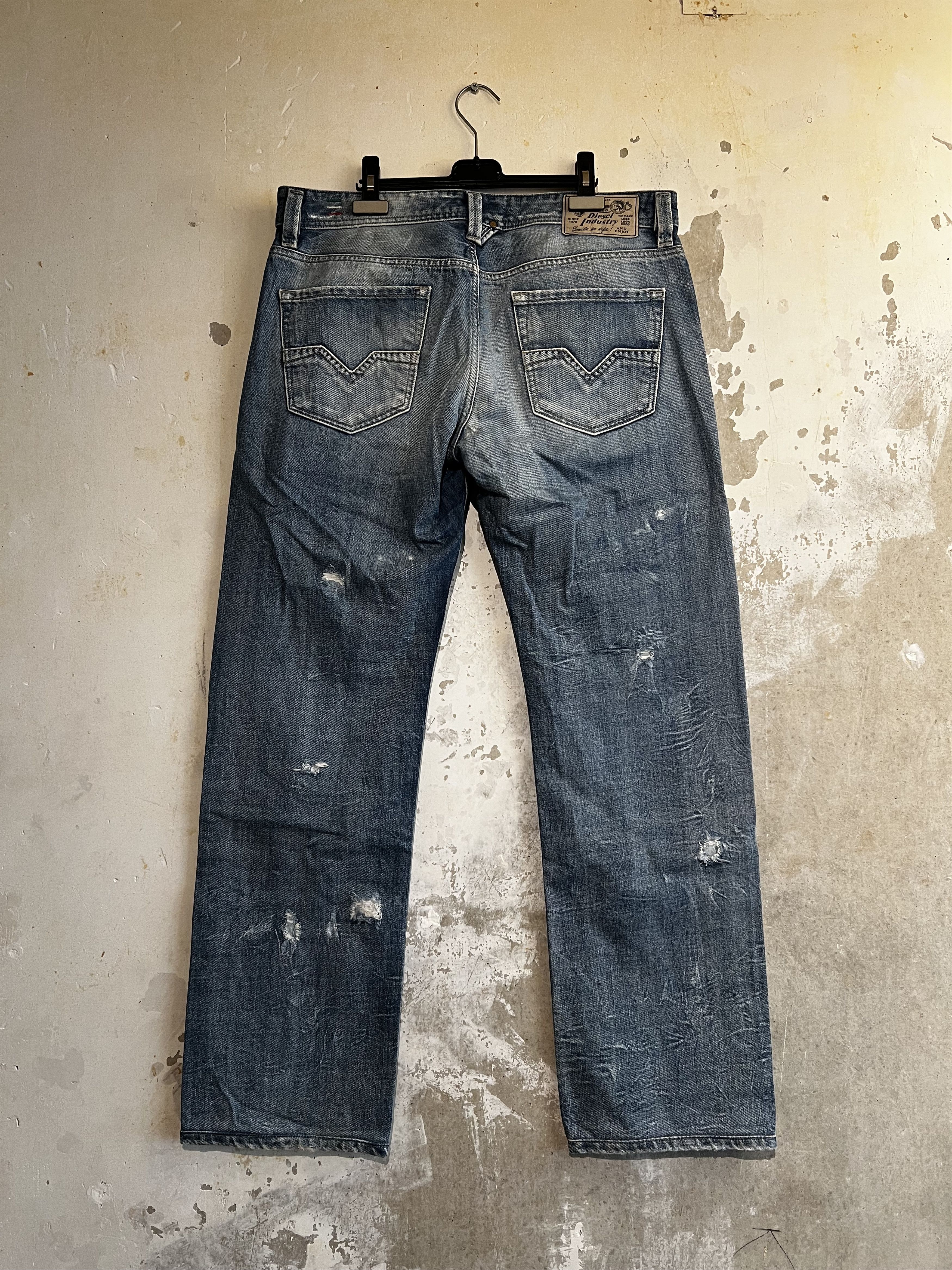 Diesel Diesel Industry Larkee Jeans Size 34 Size US 34 / EU 50 - 2 Thumbnail