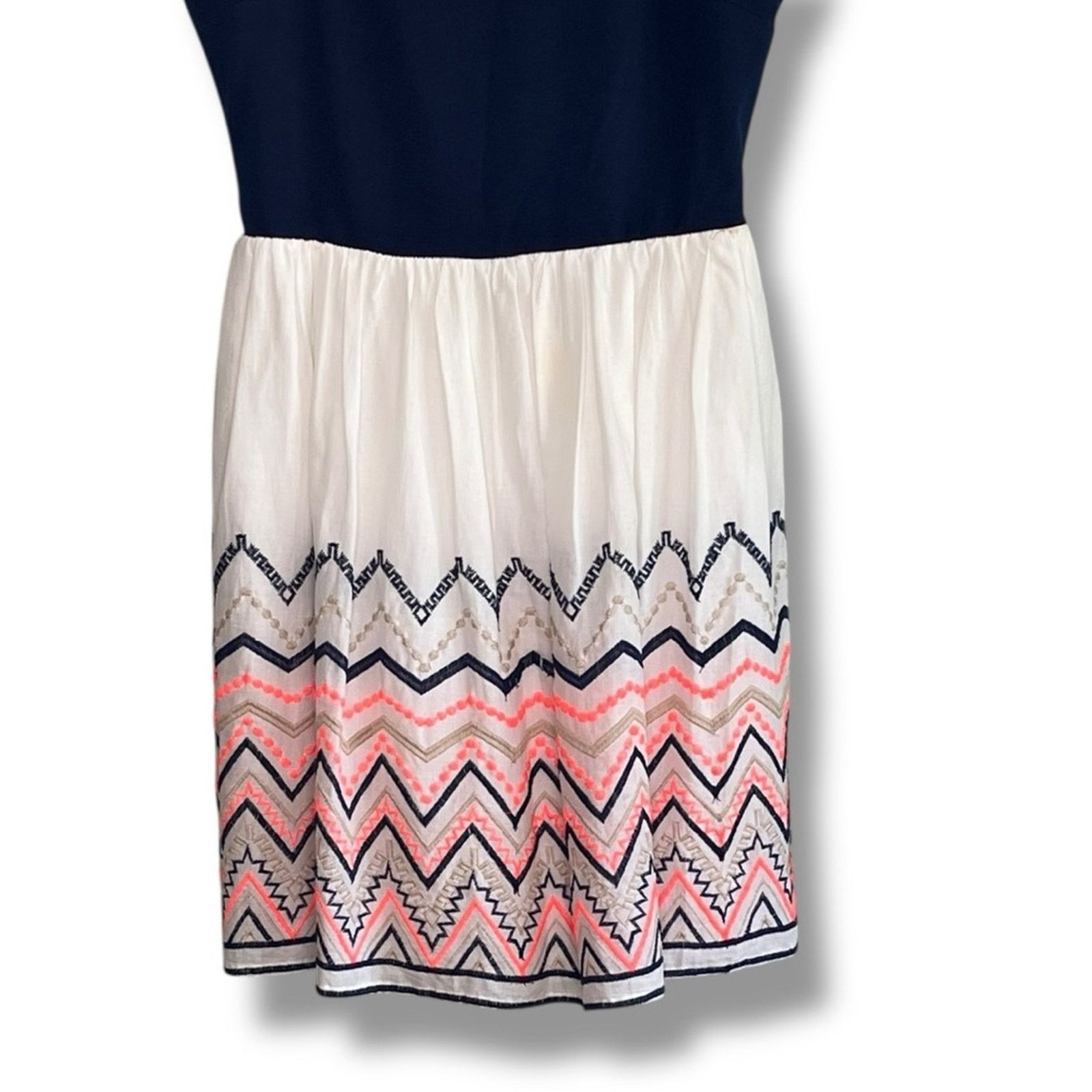 Other City Triangles embroidered open back dress size medium Size M / US 6-8 / IT 42-44 - 7 Thumbnail