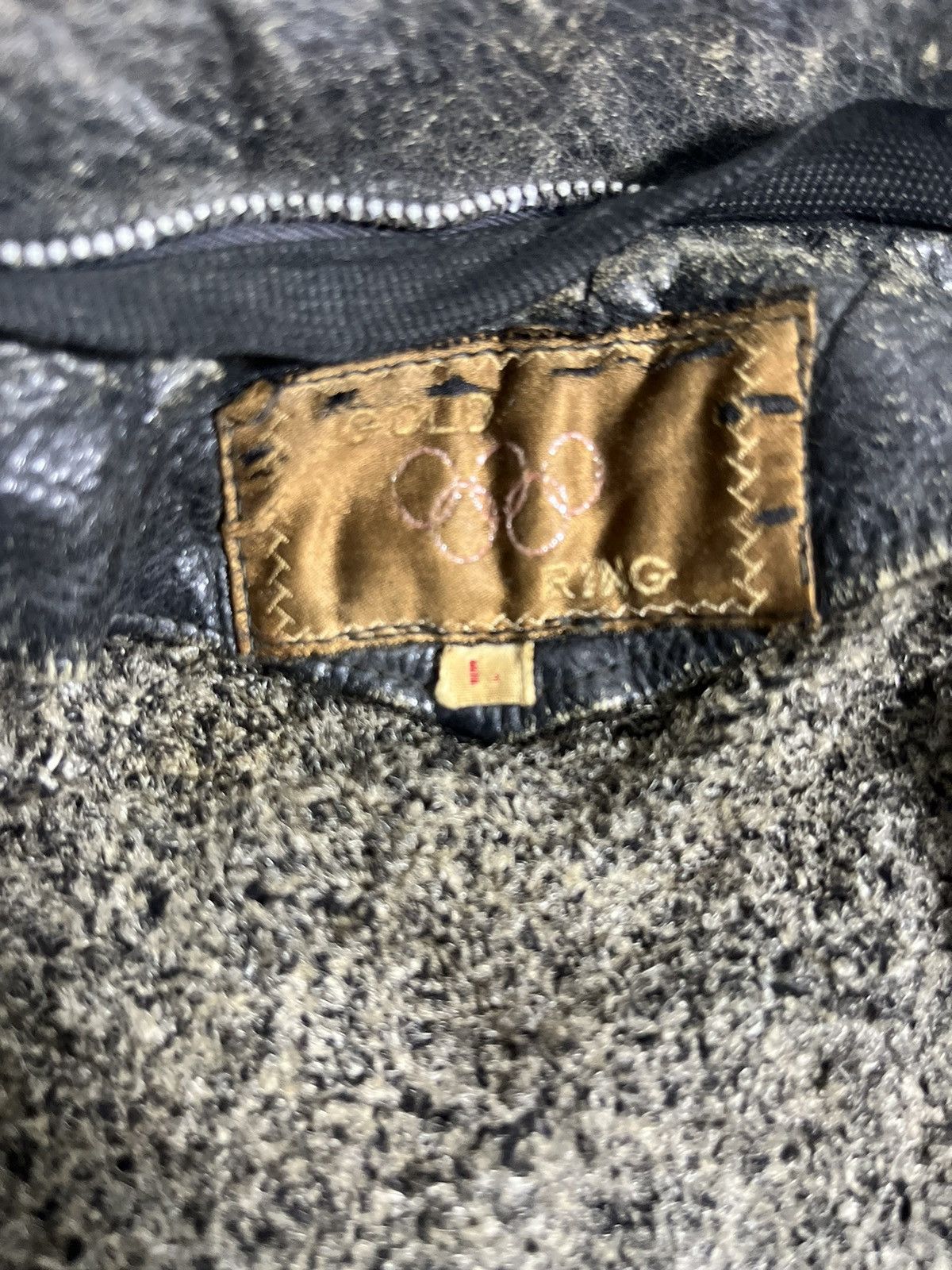 Vintage Vintage 80s Trashed Leather Jacket Gold Rings Size US M / EU 48-50 / 2 - 9 Thumbnail