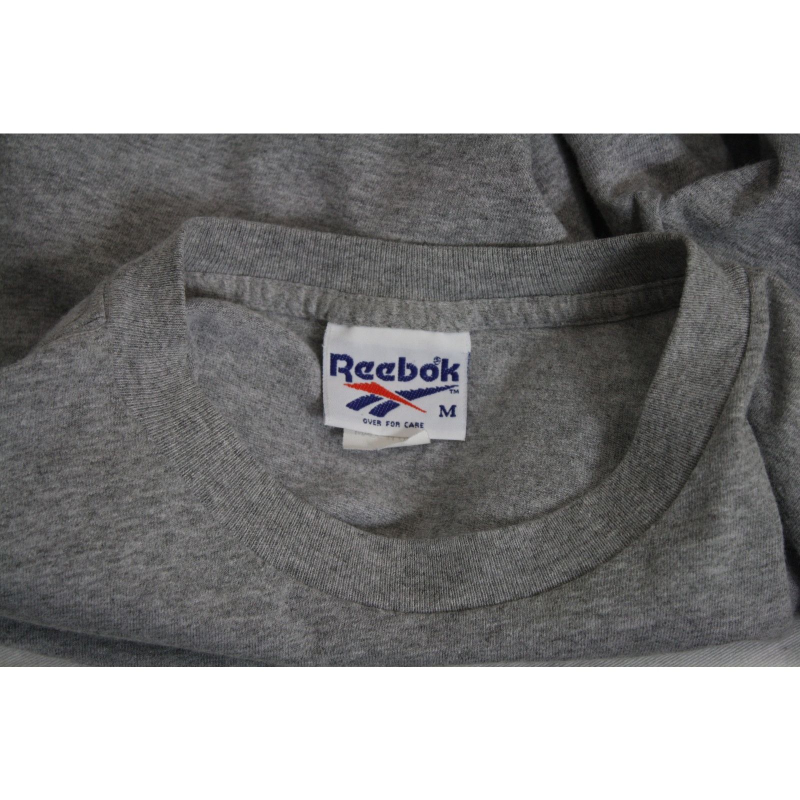 Reebok Vintage Reebok Shirt Mens M Gray Embroidered Logo Made Tee Size US M / EU 48-50 / 2 - 6 Thumbnail