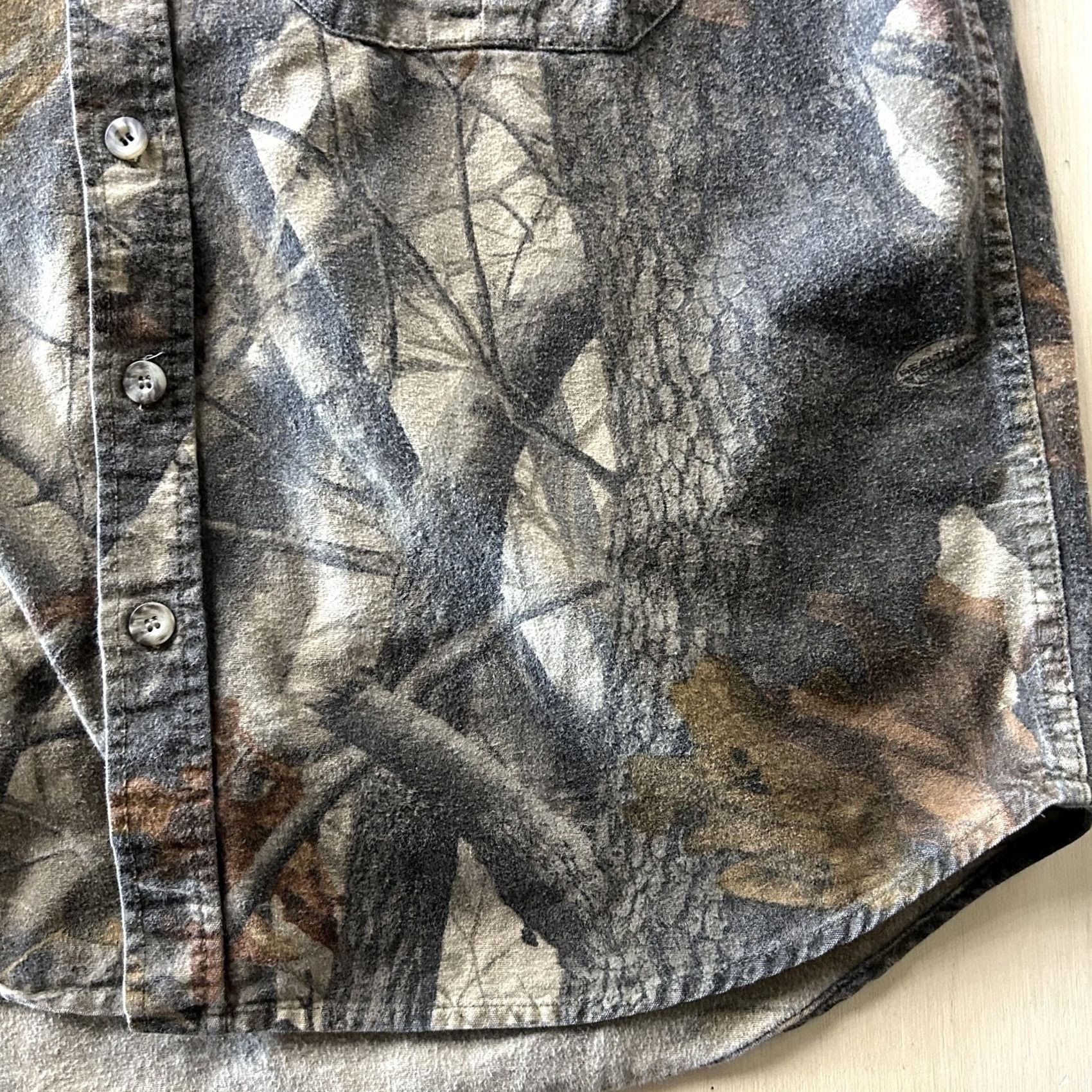 Vintage VINTAGE Wells Creek Shirt Mens XL Camouflage Flannel Short Sleeve Button Up Hunting Size US XL / EU 56 / 4 - 2 Thumbnail