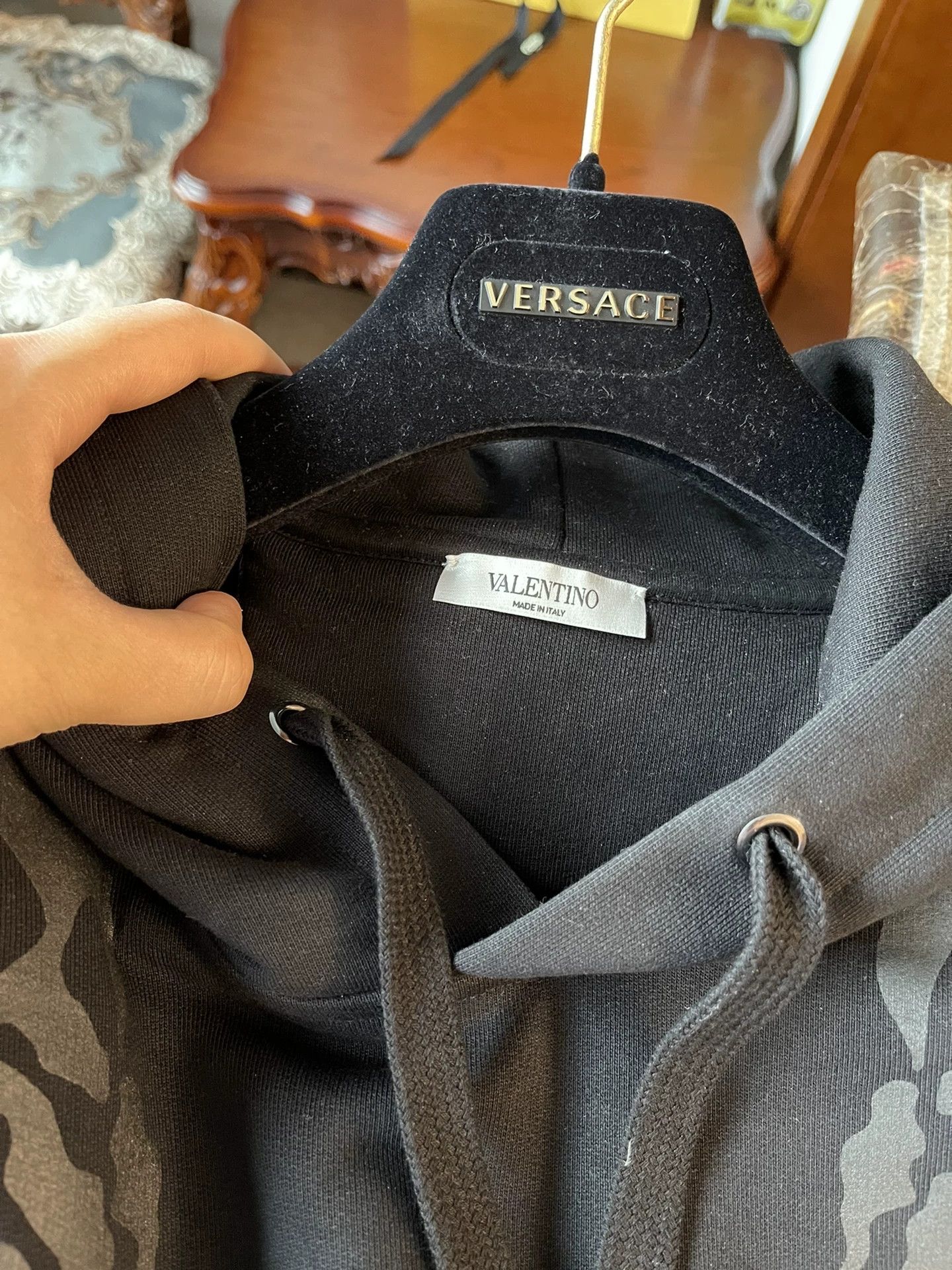 Valentino Valentino Tiger Year Runway 3D Crystal Eyes S Sweatshirt Size US S / EU 44-46 / 1 - 4 Thumbnail