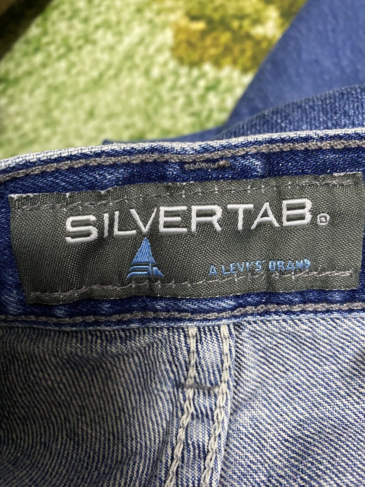 Levi's Vintage Levis Silvertab Baggy Fit Size US 33 - 11 Thumbnail