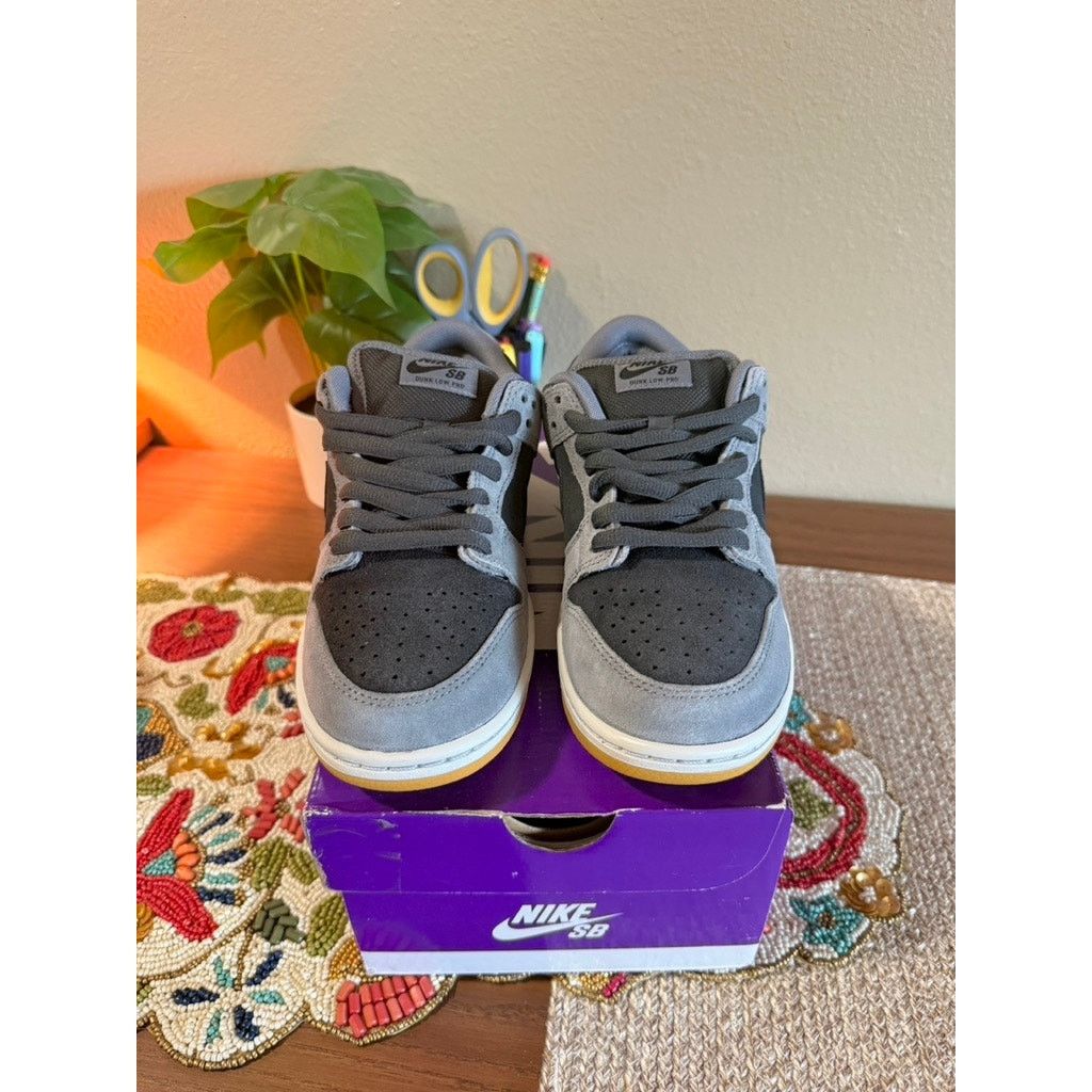 Nike Nike SB Dunk Low Dark Smoke Grey Black White Gum Shadow Size US 6.5 / EU 39-40 - 3 Thumbnail