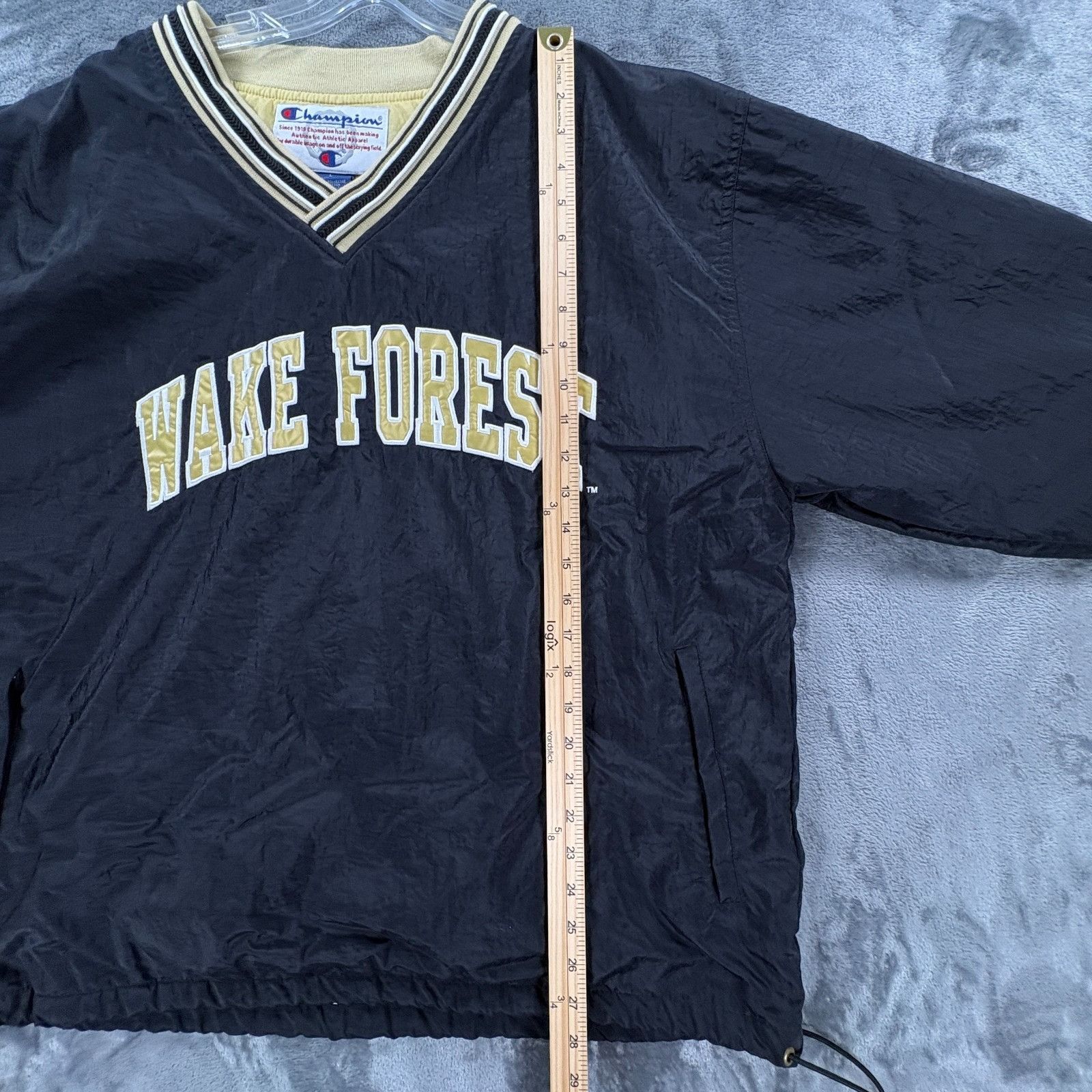 Champion Champion Wake Forest Vintage 90s Pullover Basketball Windbre Size US XL / EU 56 / 4 - 9 Thumbnail