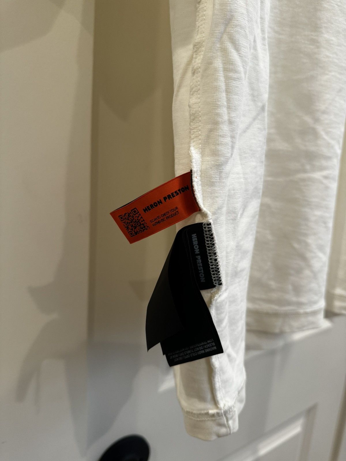 Heron Preston Heron Preston HPNY Tee Size US S / EU 44-46 / 1 - 11 Thumbnail