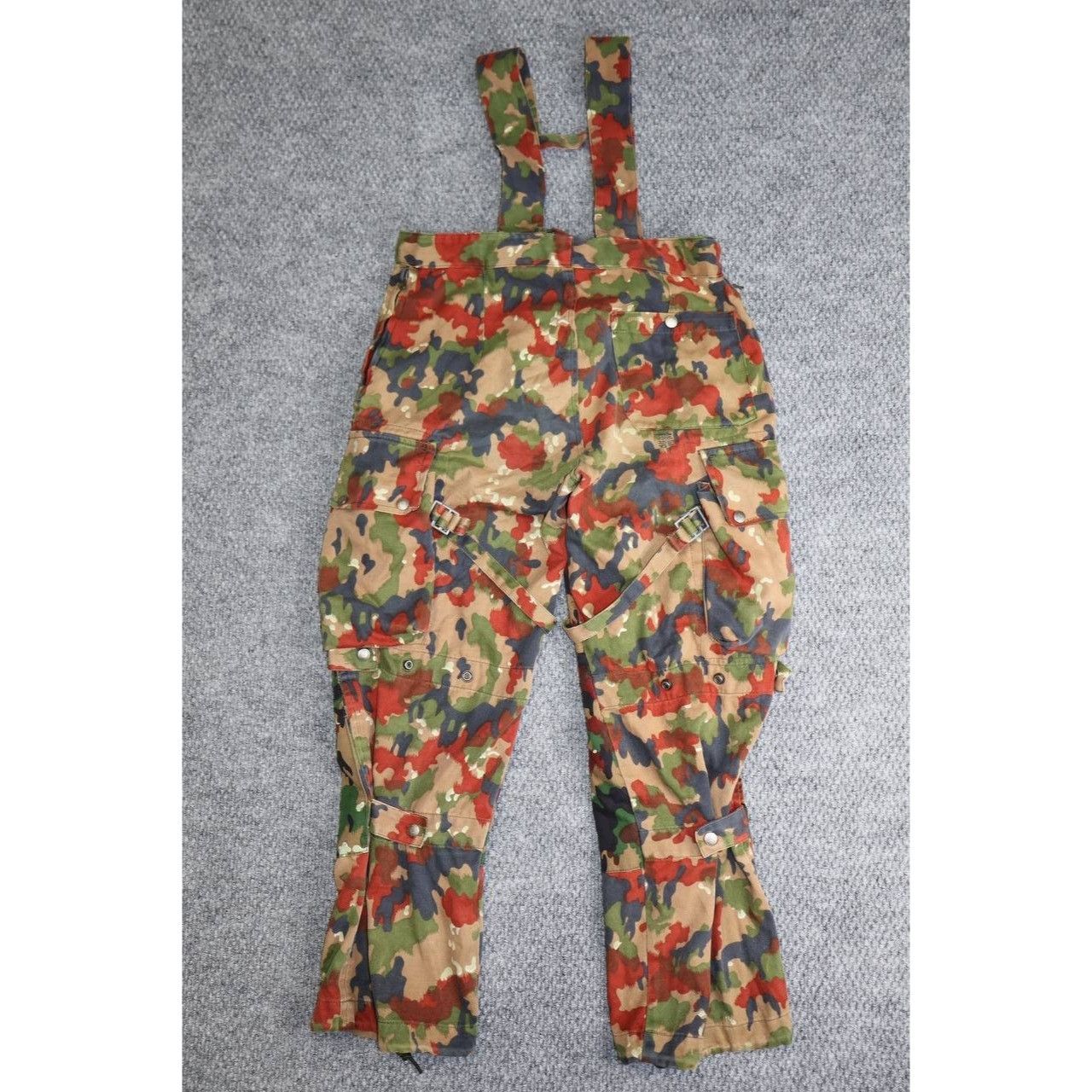 Vintage Vintage Swiss Army M70 Alpenflage Jacket & Overalls Size US M / EU 48-50 / 2 - 4 Thumbnail