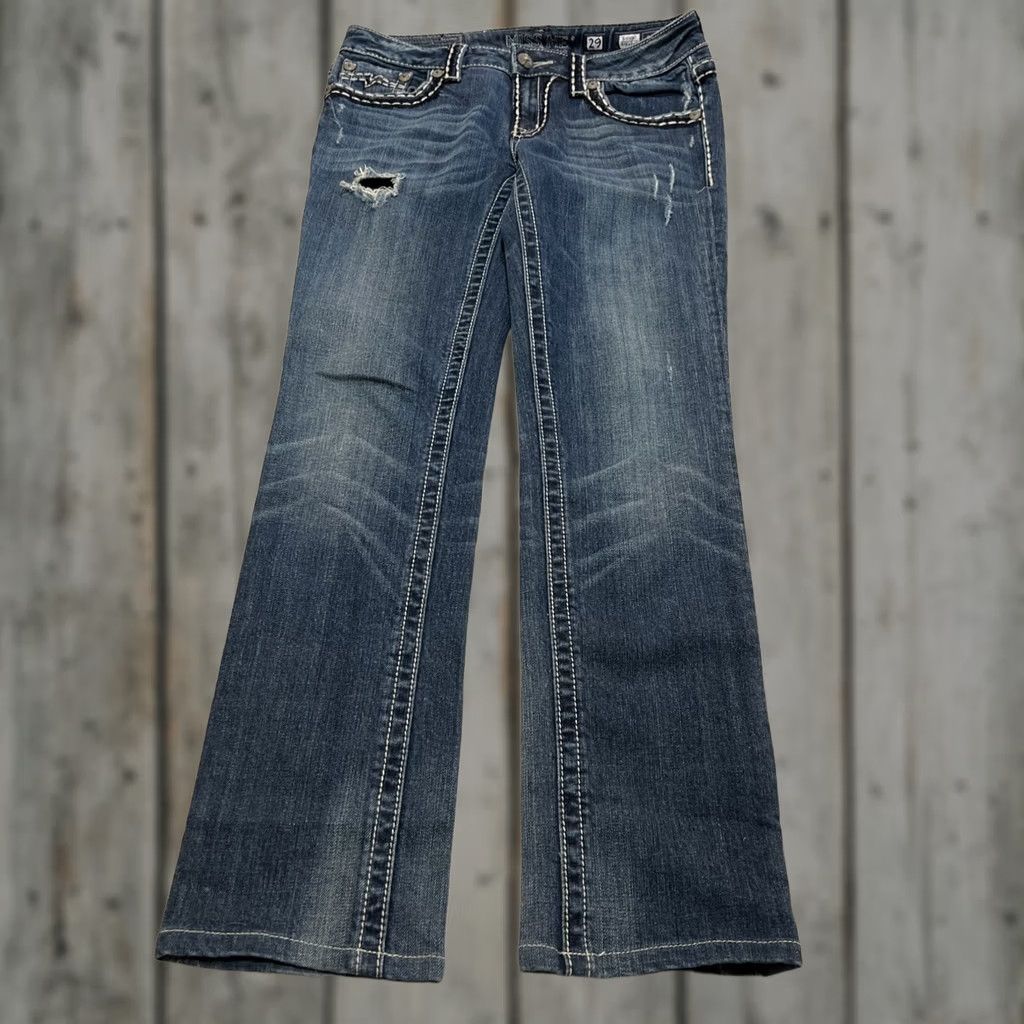 Miss Me Miss Me Jeans Skinny Straight Low Rise 29 Thrashed Cotton Elastn Style JPD1033ST Size 29" - 1 Thumbnail