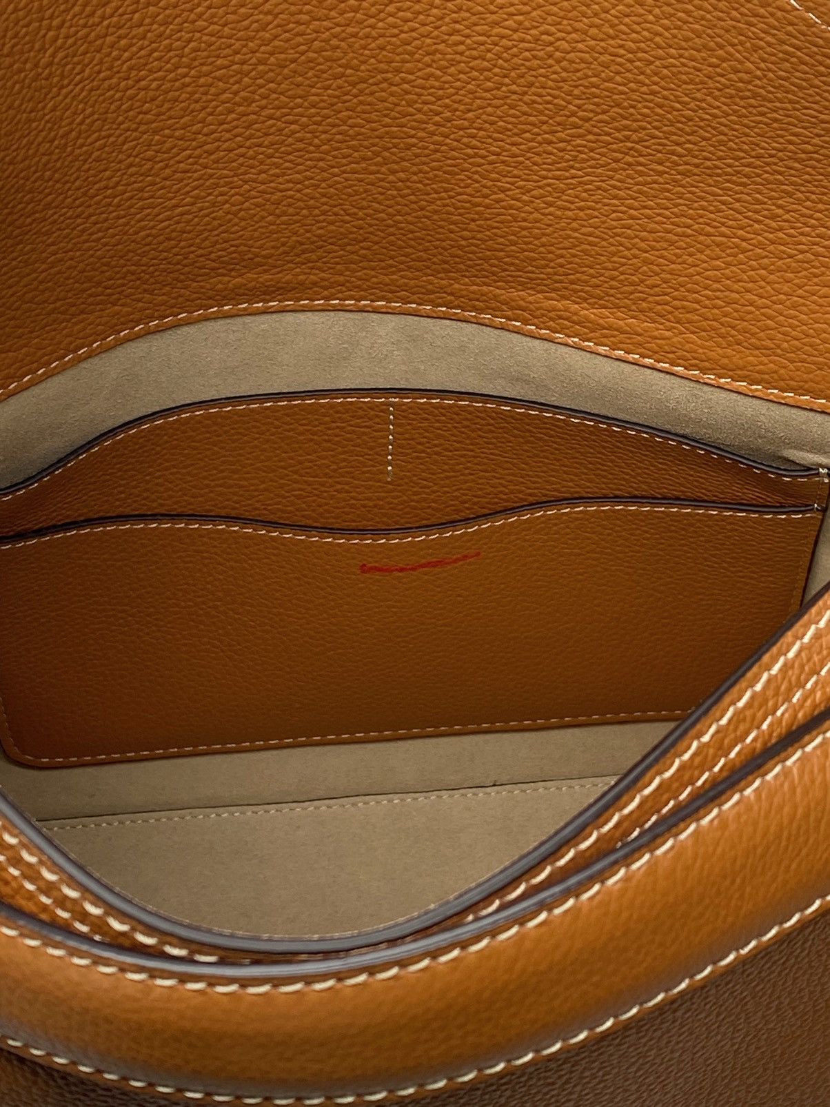 Toteme TOTEME T-Lock Top Handle Bag in Pebble Grain Leather Size ONE SIZE - 11 Thumbnail