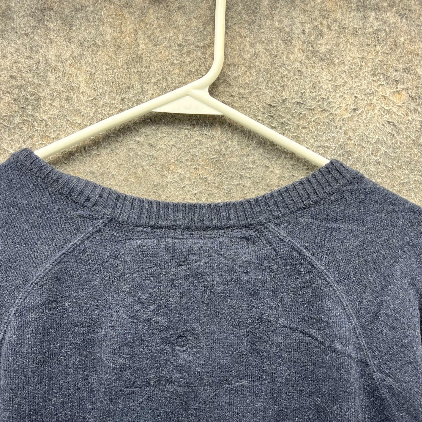 Abercrombie & Fitch Abercrombie & Fitch Sweater Mens Small Blue Cotton V-Neck Pullover Moose Logo Size US S / EU 44-46 / 1 - 6 Thumbnail