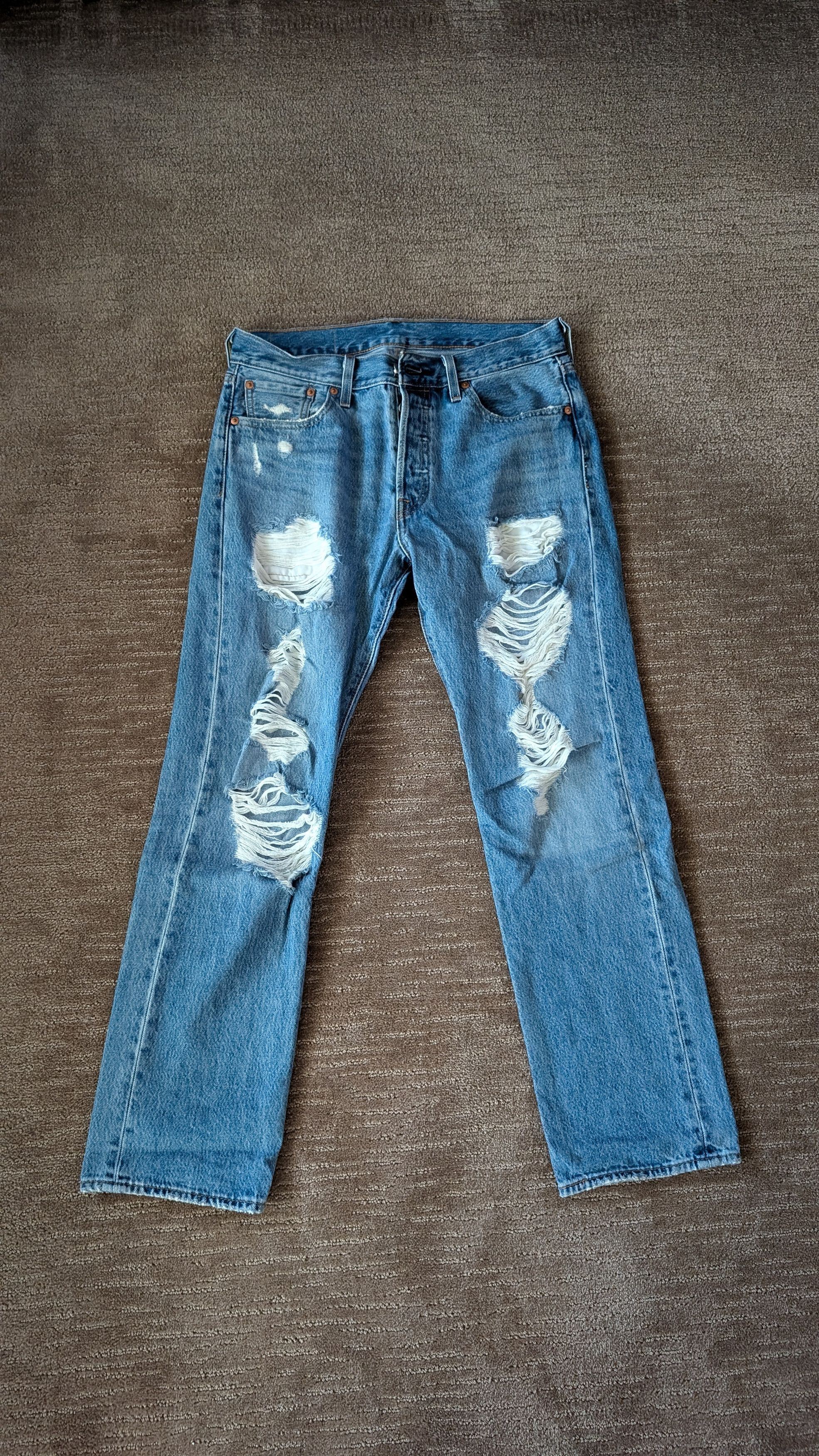 Levi's Levi's 501 Ripped Jeans Size US 30 / EU 46 - 1 Thumbnail