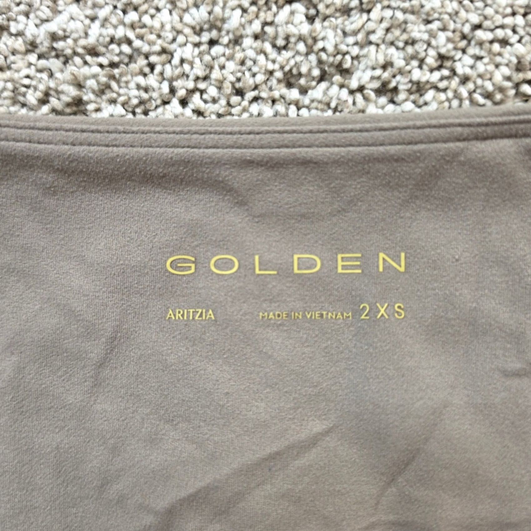 Aritzia Aritzia Golden Crop Top Womens 2XS Taupe Brown Long Sleeve Scoop Neck Athleisure Size XXS / US 00 / IT 34 - 2 Thumbnail