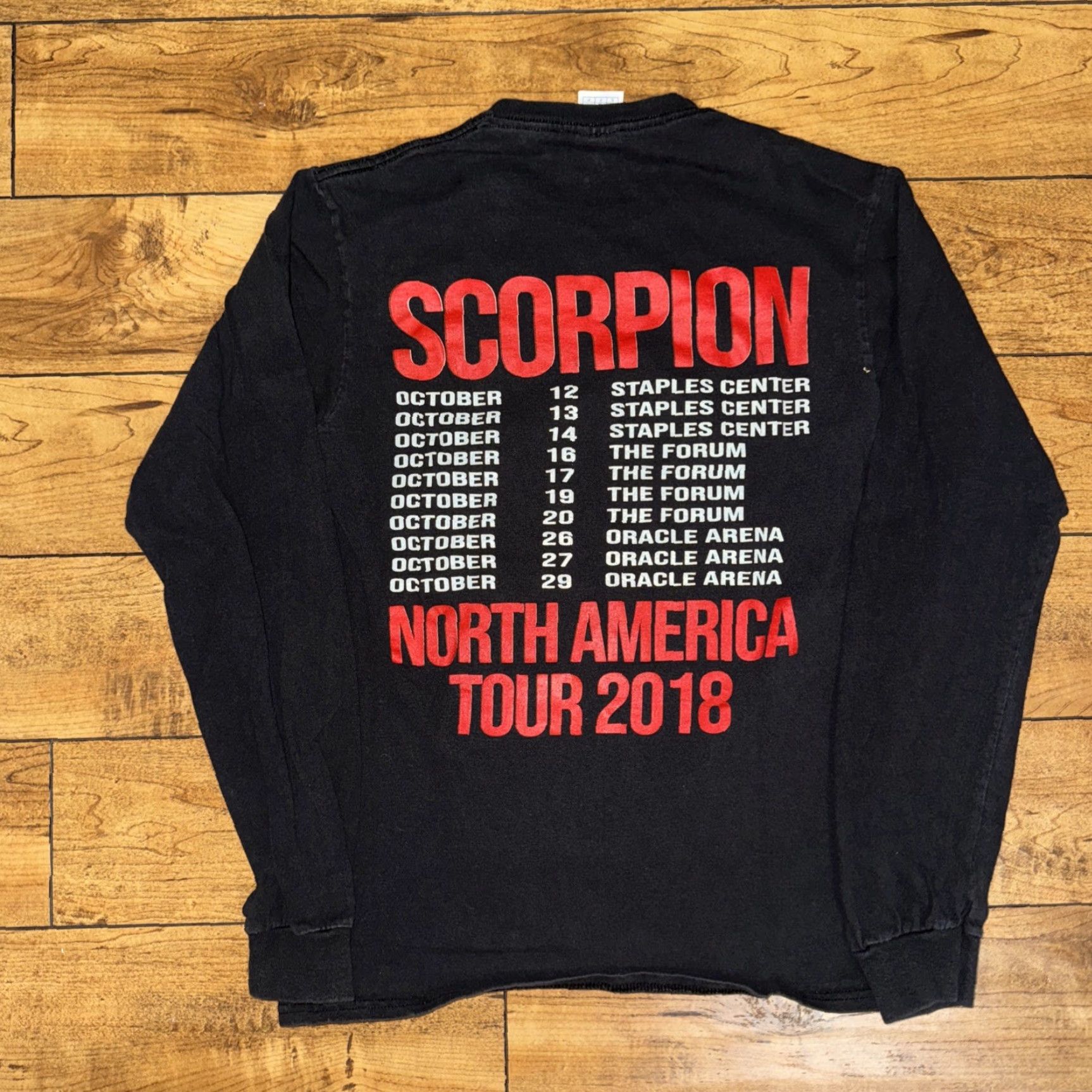 Vintage Drake Scorpion Tour Long Sleeve Shirt Black Small 17x24 Shirts Men S Mens Regular Sleeve T-Shirt 17X24 Size US S / EU 44-46 / 1 - 4 Thumbnail