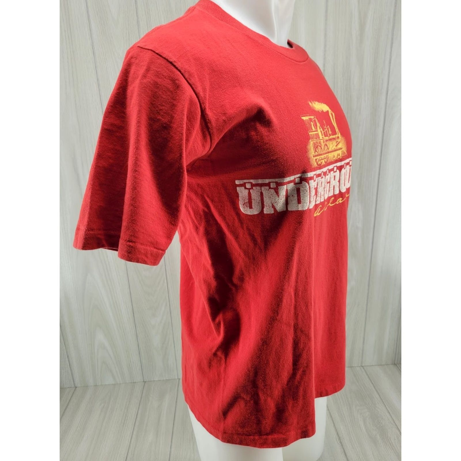 Vintage VINTAGE Underground Atlanta Train Graphic T-Shirt Red Adult Large Made Usa Size US L / EU 52-54 / 3 - 5 Thumbnail
