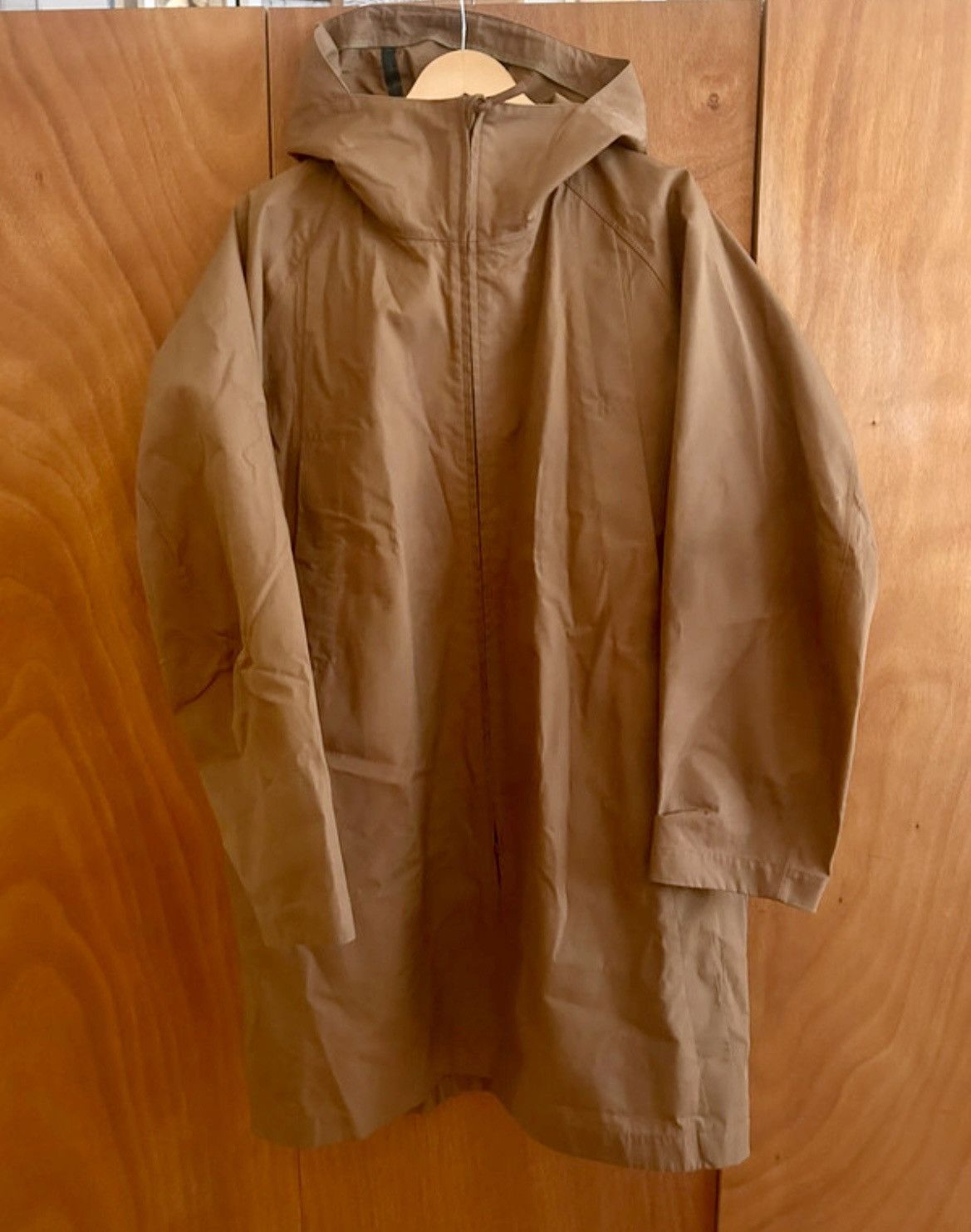 Lemaire × Uniqlo Uniqlo U Lemaire Oversized Shell Jacket Beige M Size US M / EU 48-50 / 2 - 1 Thumbnail