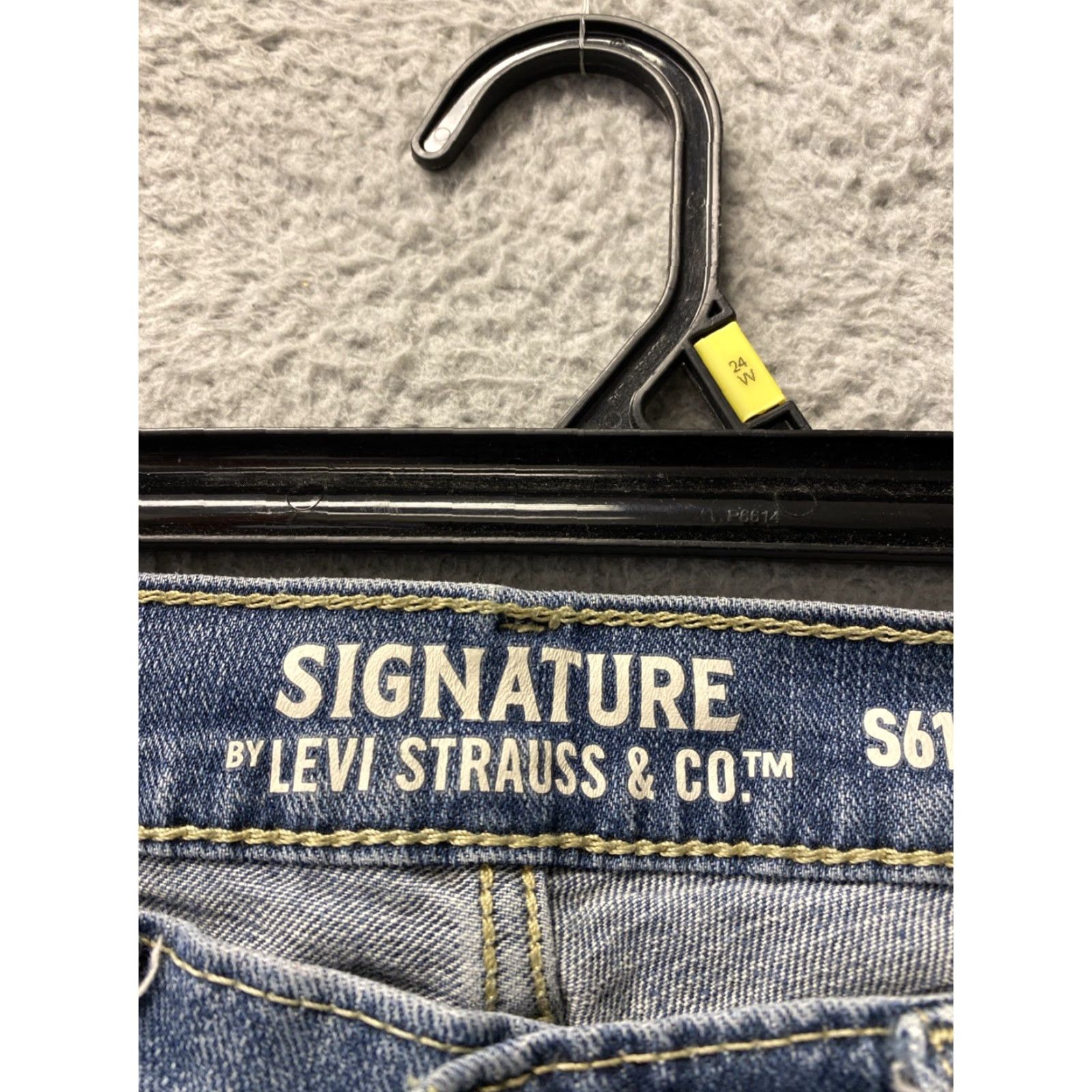 Vintage Signature By Levi Strauss Jeans Men 32x32 Flex Denim Slim Regular Blue 32 Inseam Mens Jeans Size US 32 / EU 48 - 3 Thumbnail