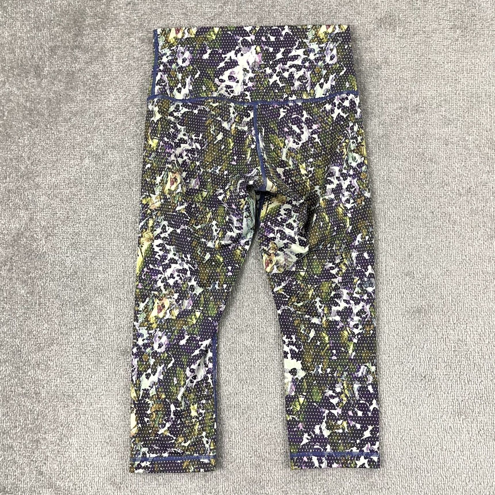Lululemon LULULEMON Wunder Under Crop II Leggings Women Size 6 / 21" Floral Yoga Gym Sport Size 28" / US 6 / IT 42 - 2 Thumbnail